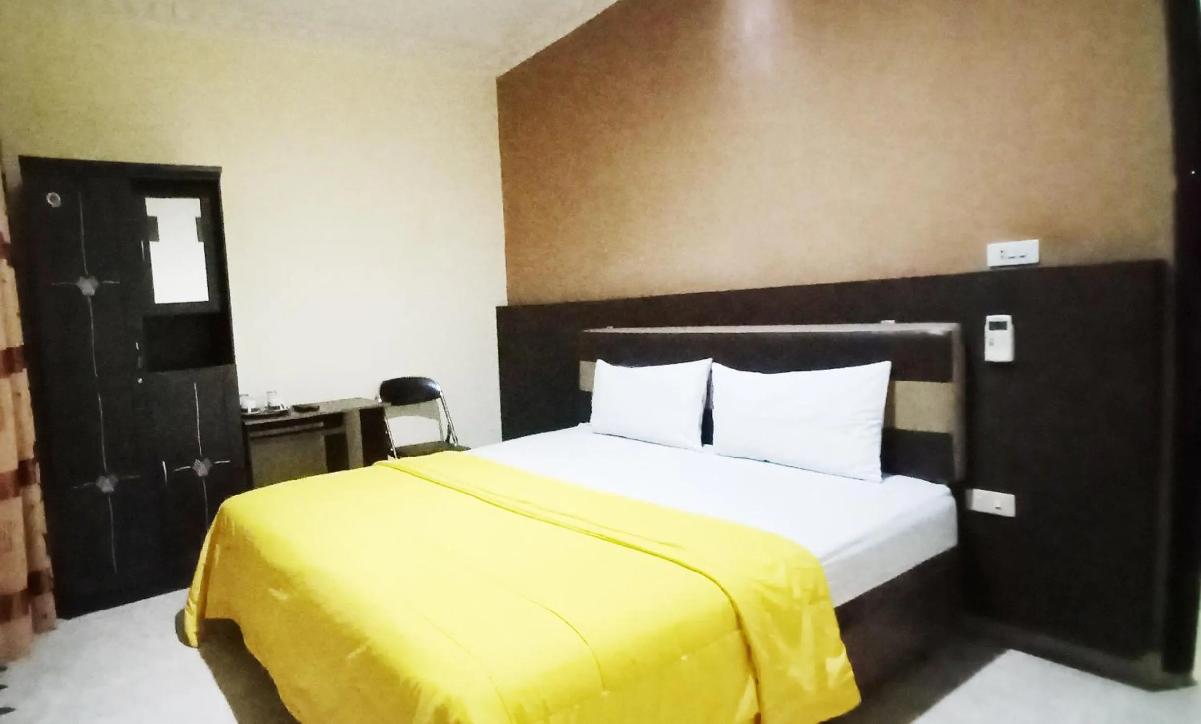 Bedroom, Bed in Hotel Syariah GS HERITAGE, Kota Metro