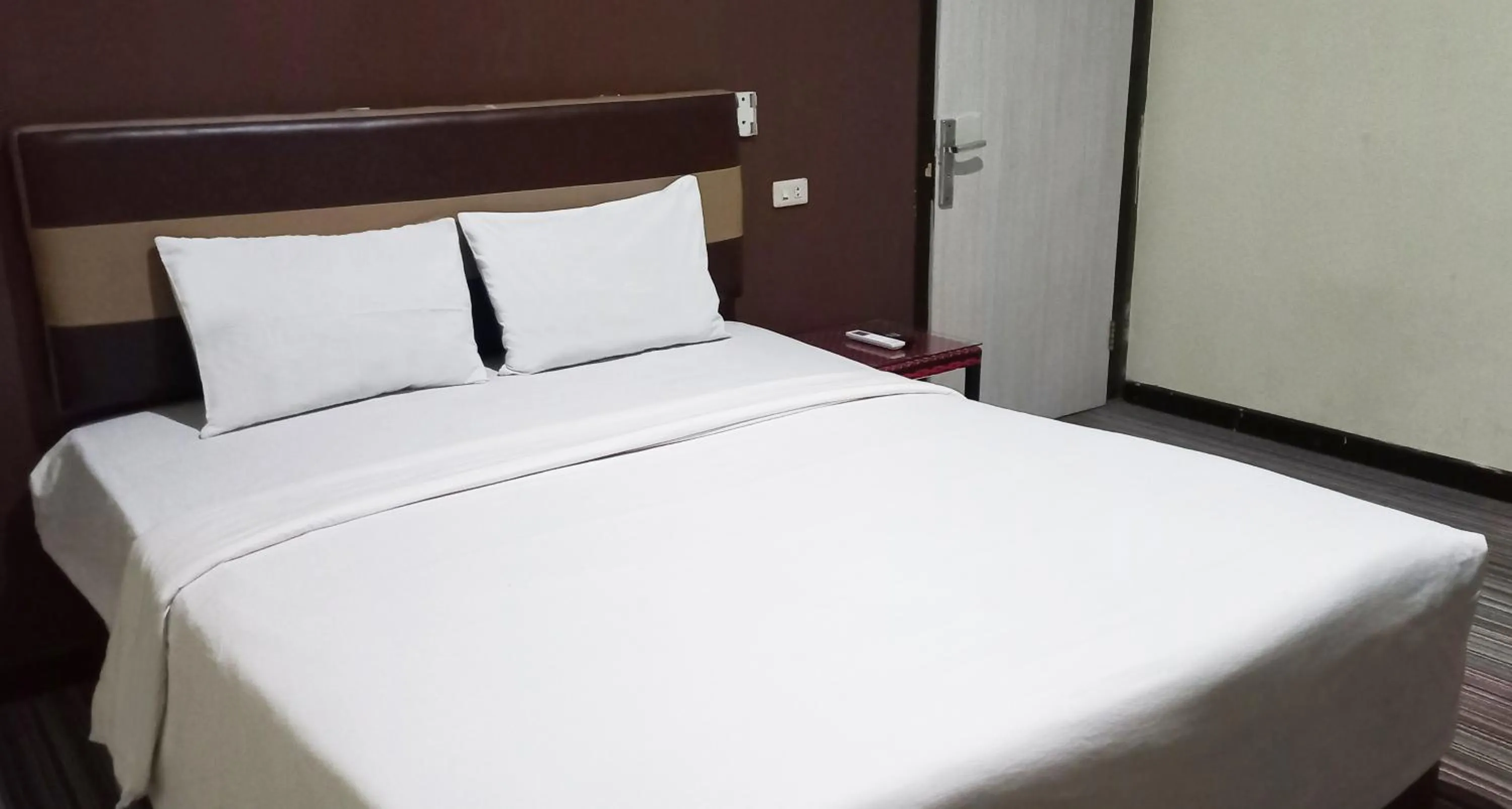 Bedroom, Bed in Hotel Syariah GS HERITAGE, Kota Metro