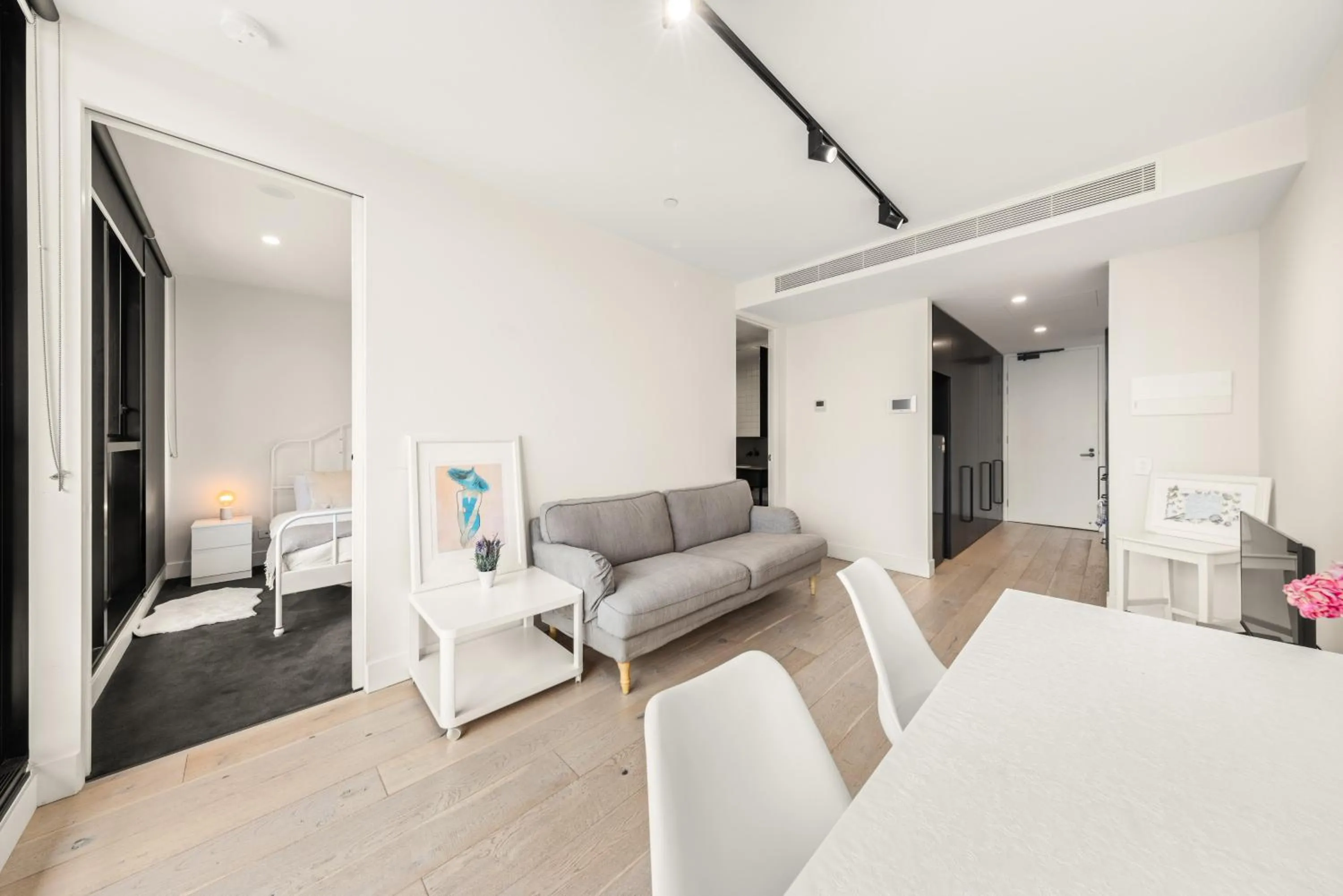 Convenient located 1 bedroom Apartment in Hawthorn
