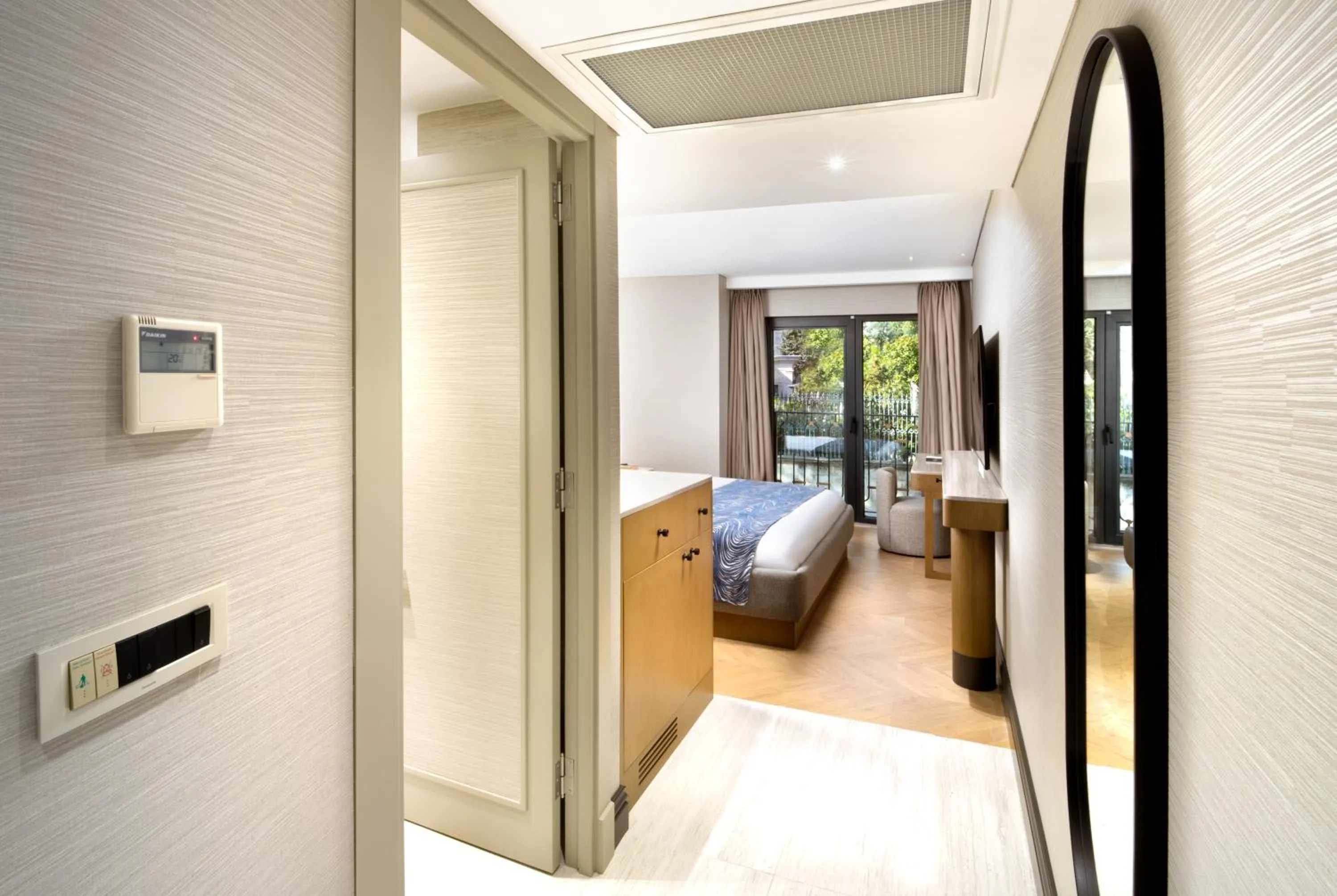 Photo of the whole room, Bed in Bentley Hotel Old City-Special Class