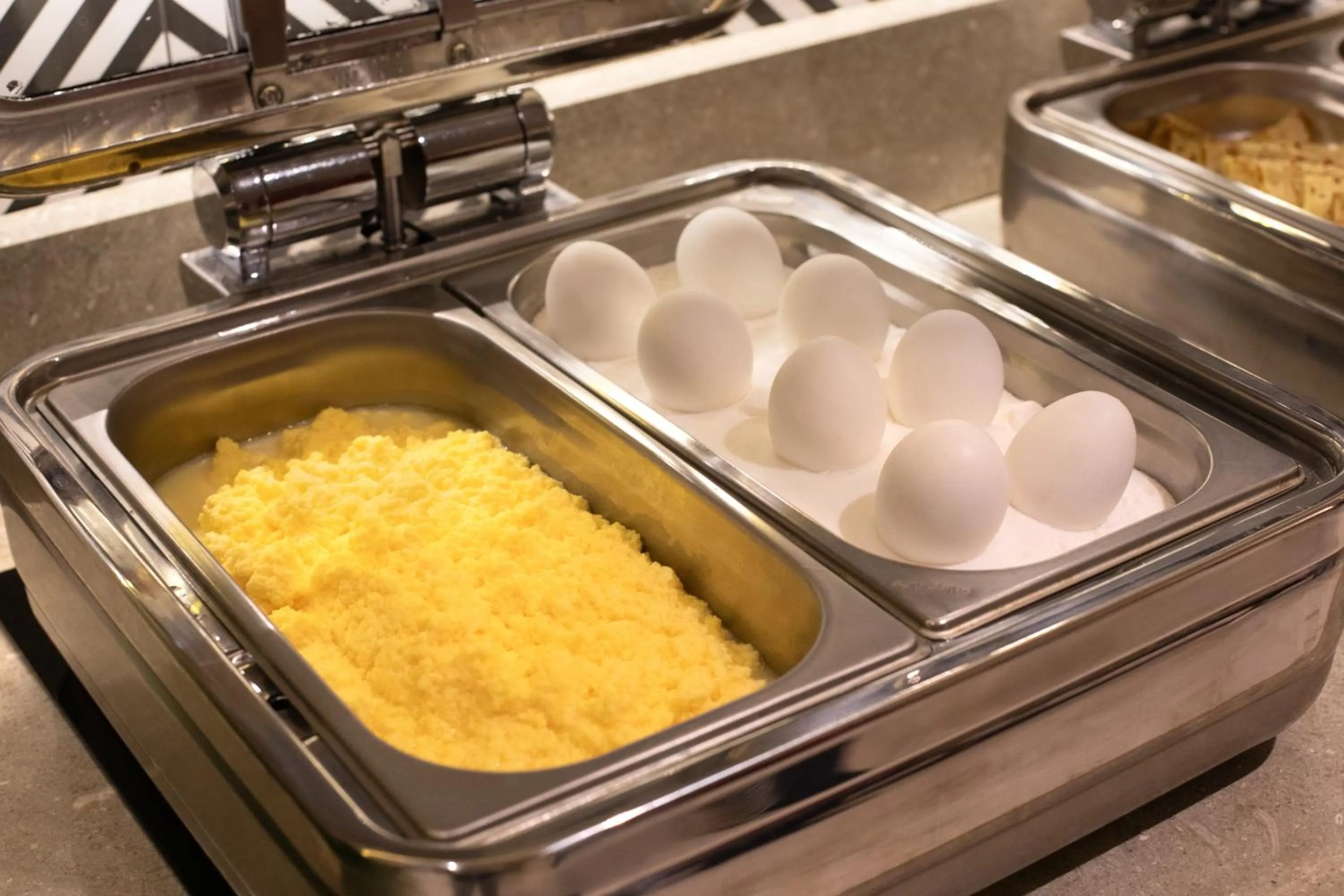 Buffet breakfast in Bentley Hotel Old City-Special Class