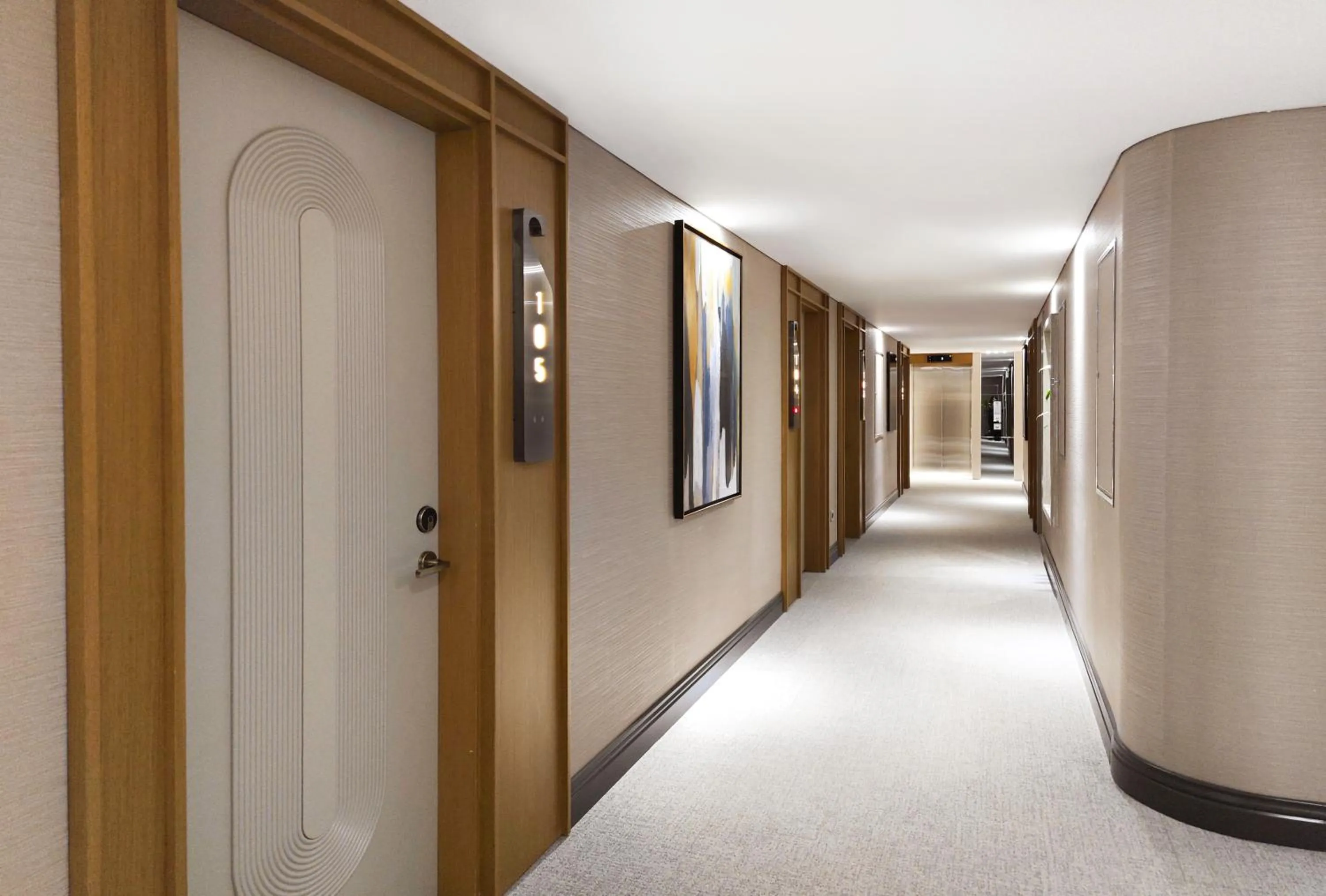 wardrobe in Bentley Hotel Old City-Special Class