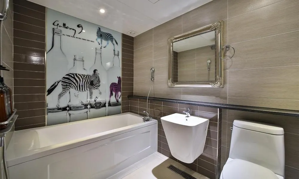 Bathroom in Changwon Hotel Baba