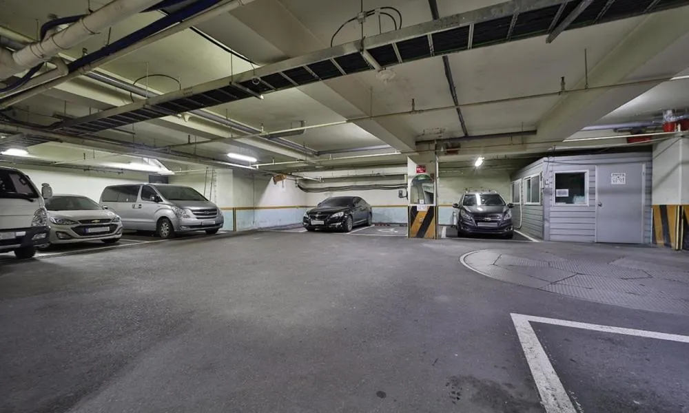 Parking in Changwon Hotel Baba