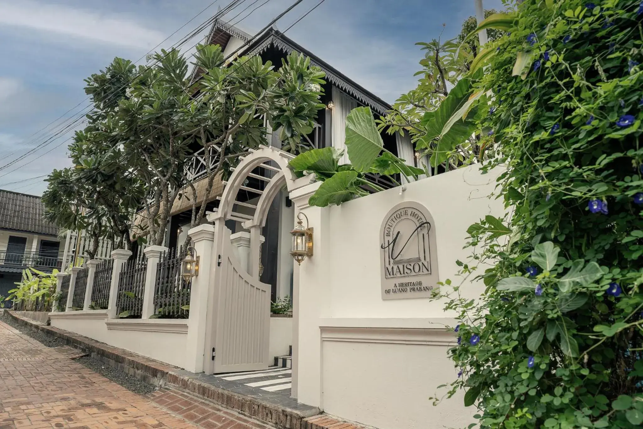 Facade/entrance in V Maison Boutique Hotel Facade/entrance in V Maison Boutique Hotel