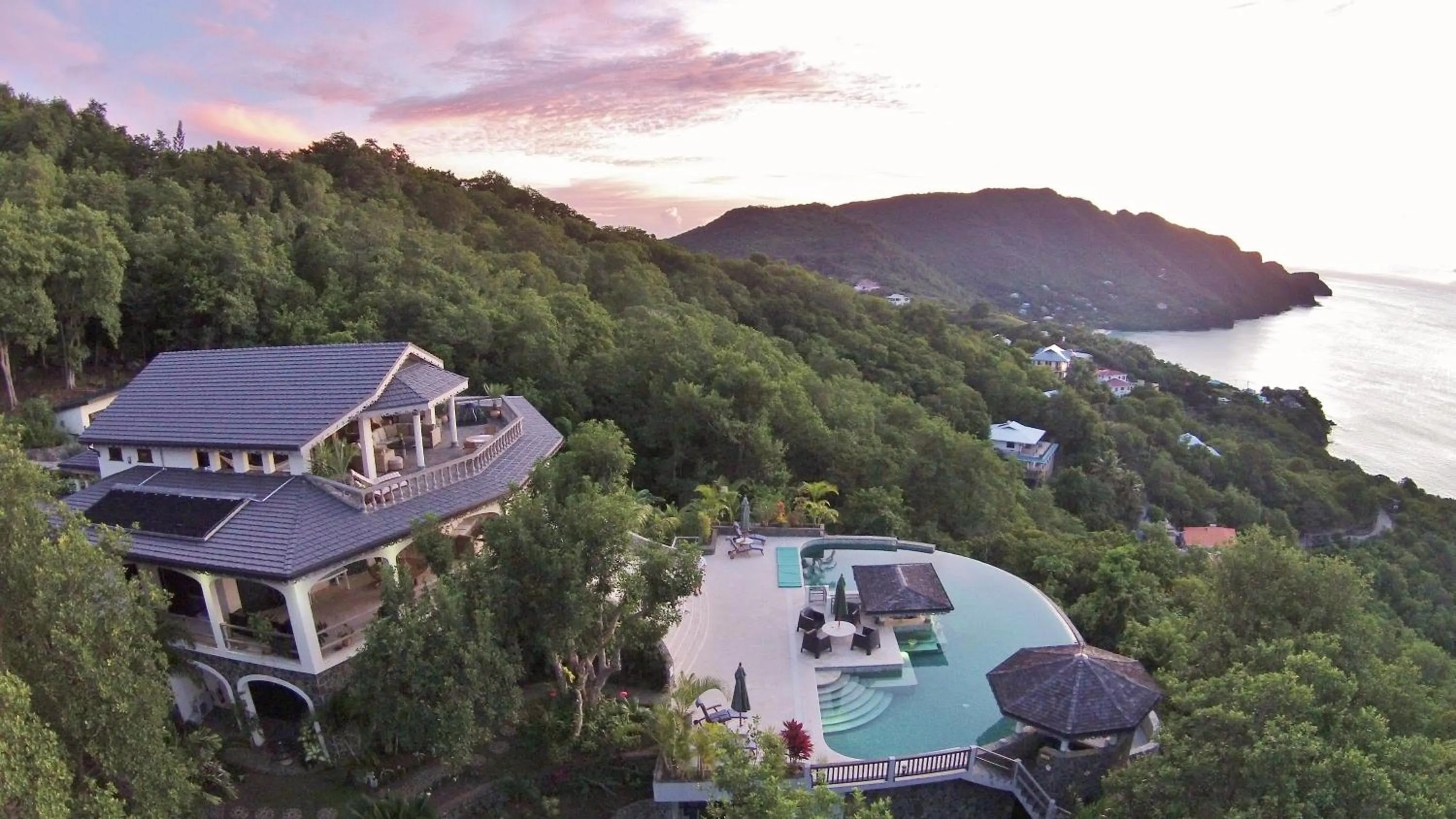 Patio in Tropical Hideaway