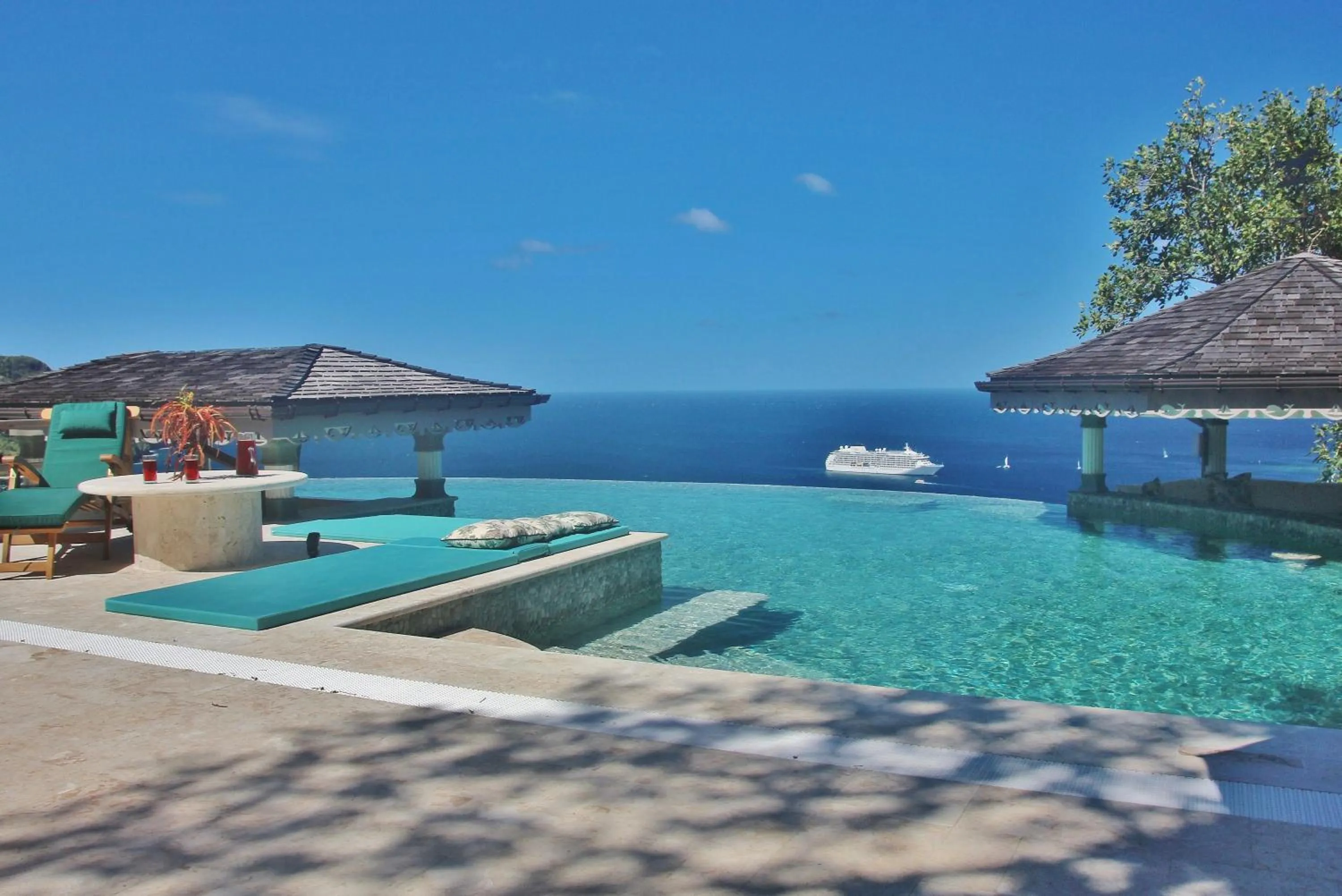 Pool view in Tropical Hideaway