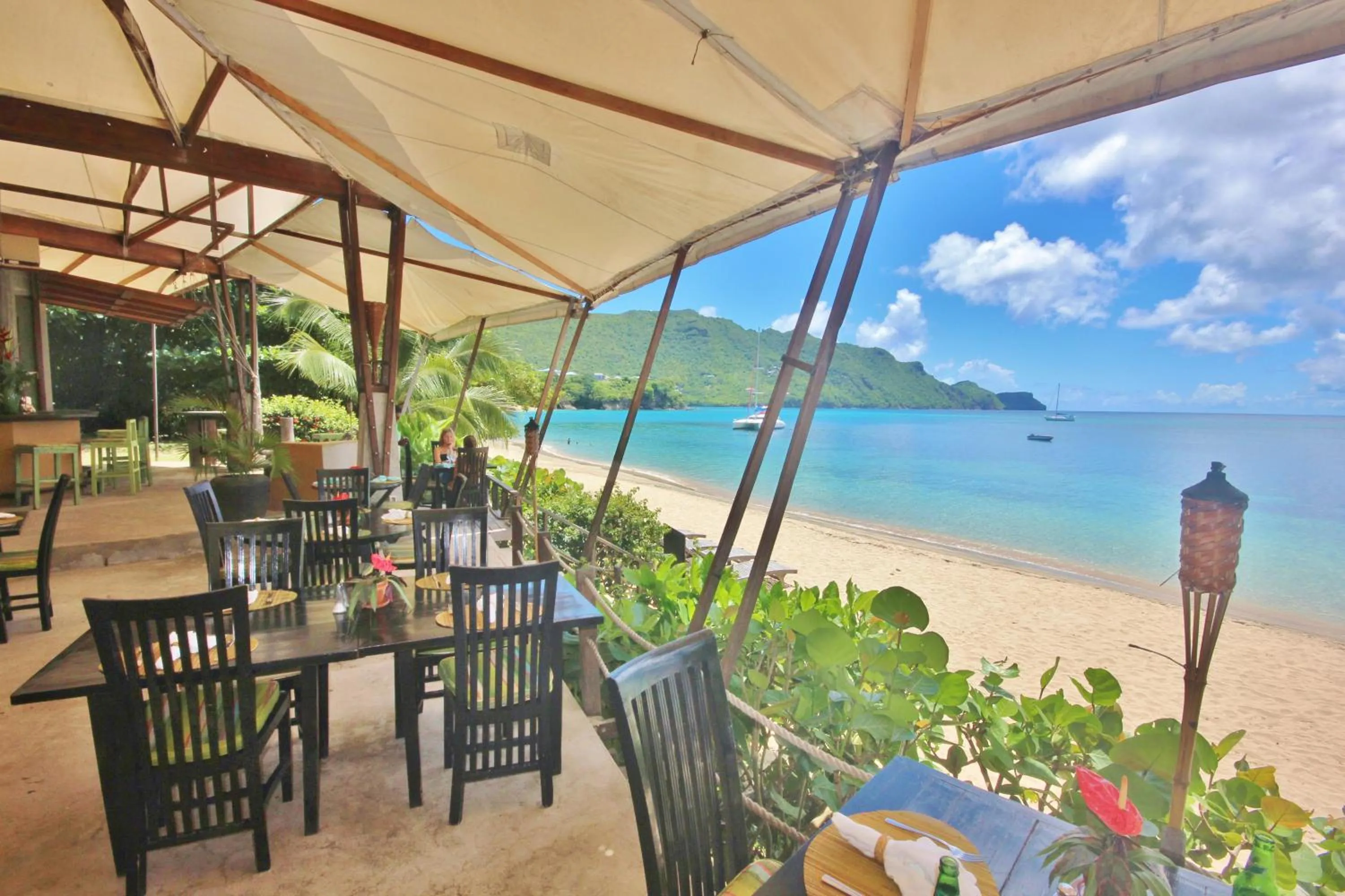 Restaurant/places to eat in Tropical Hideaway