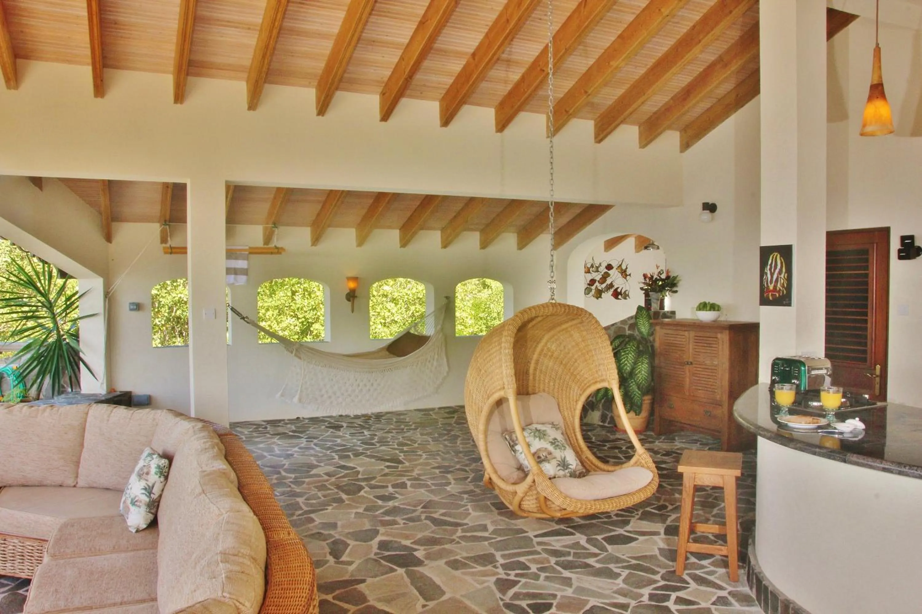 Kitchen or kitchenette in Tropical Hideaway