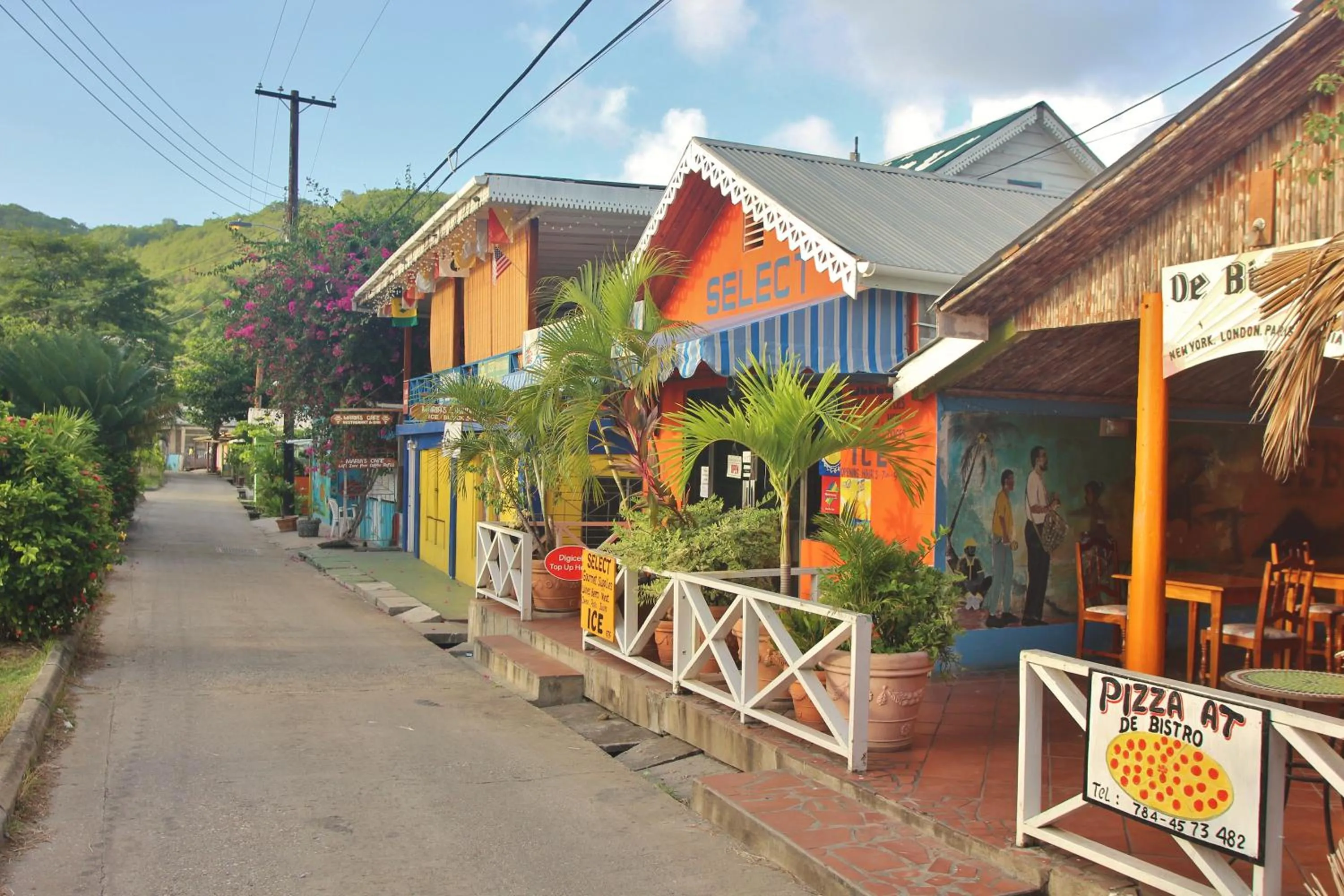 Restaurant/places to eat in Tropical Hideaway