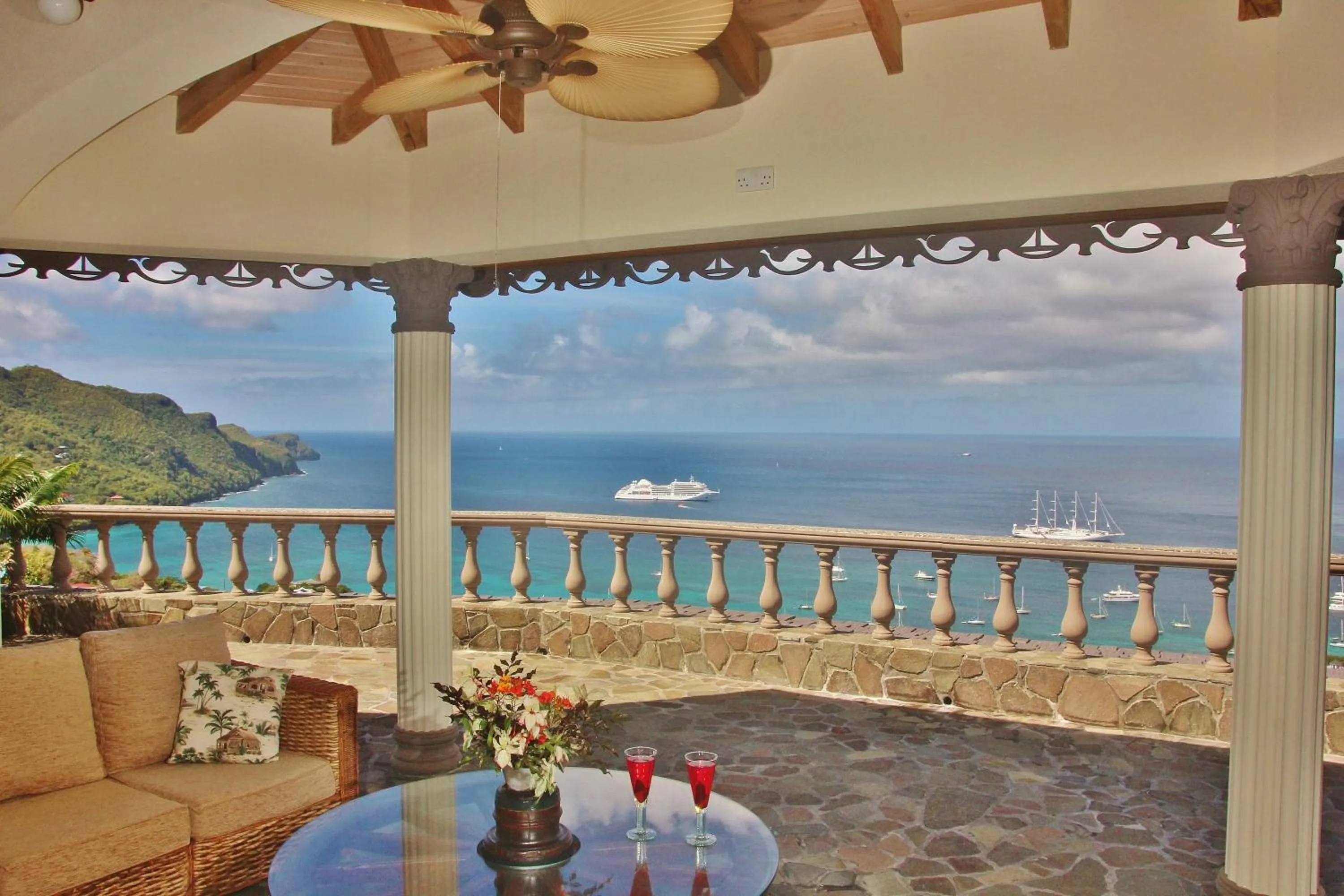 Patio in Tropical Hideaway