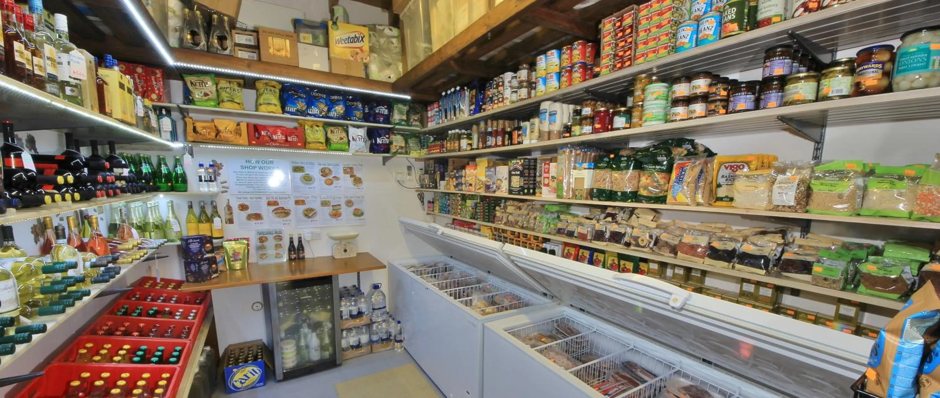 On-site shops in Tropical Hideaway