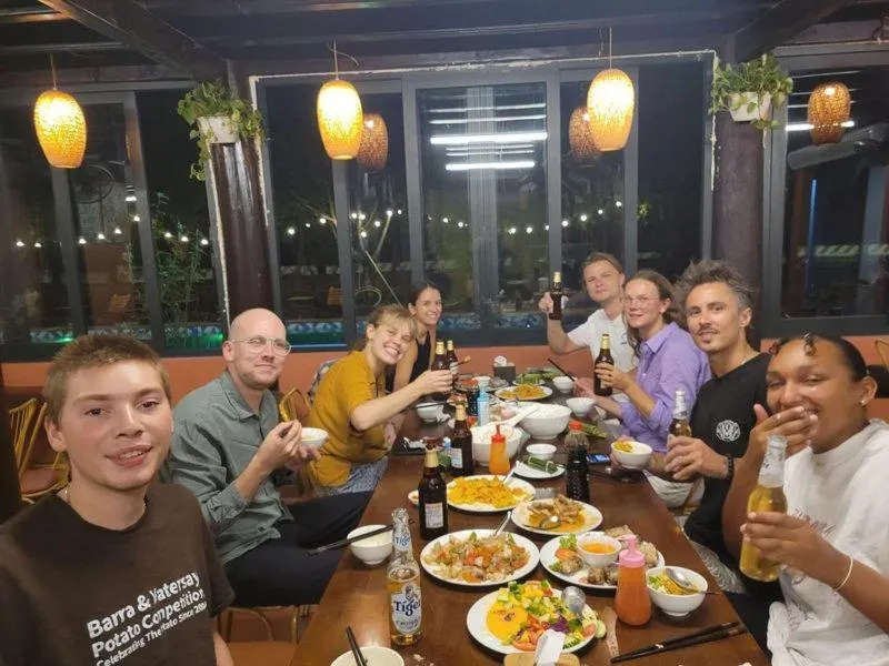 Restaurant/places to eat in Woodstock Beach Camp