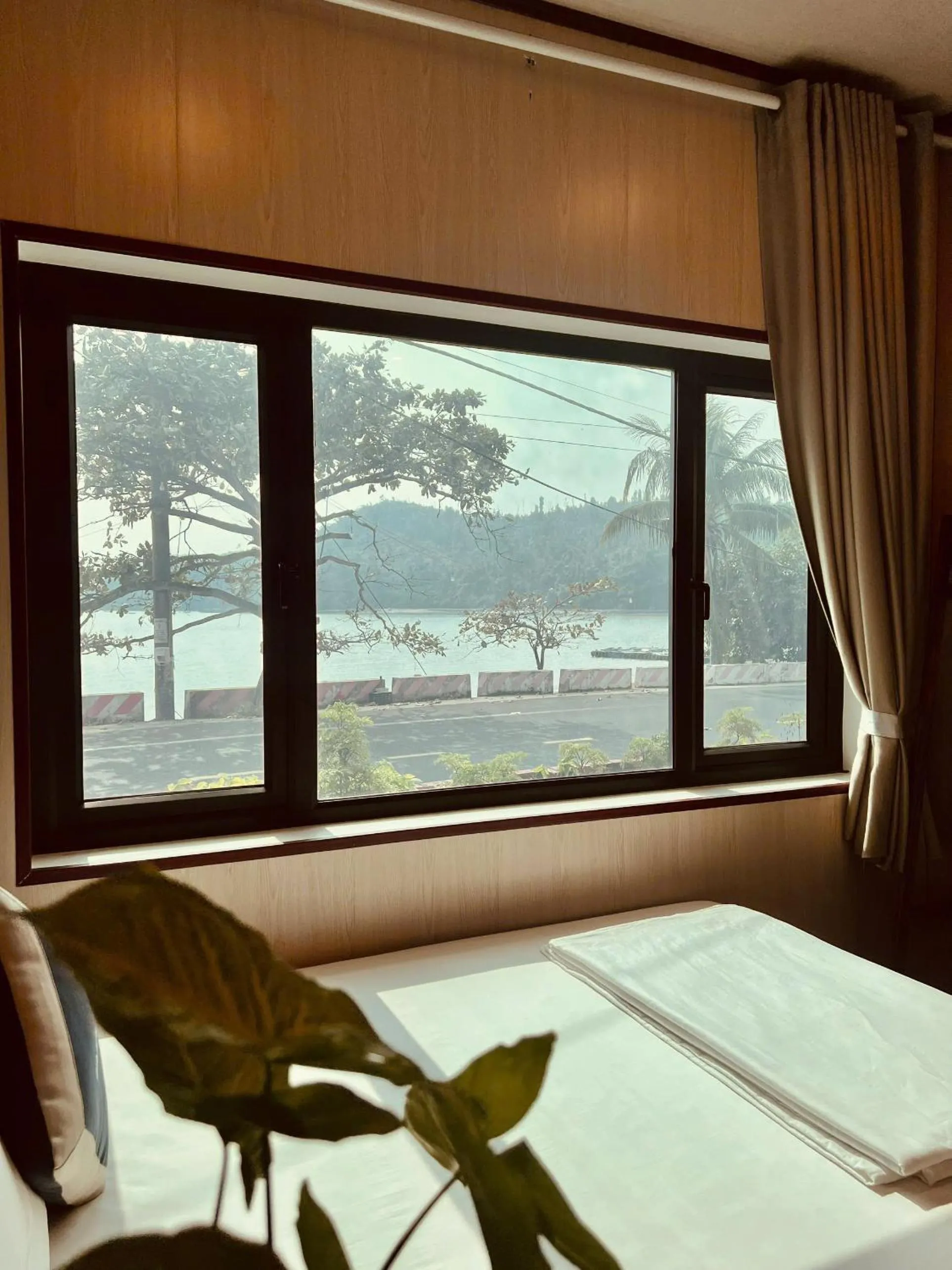 View (from property/room), Bed in Woodstock Beach Camp