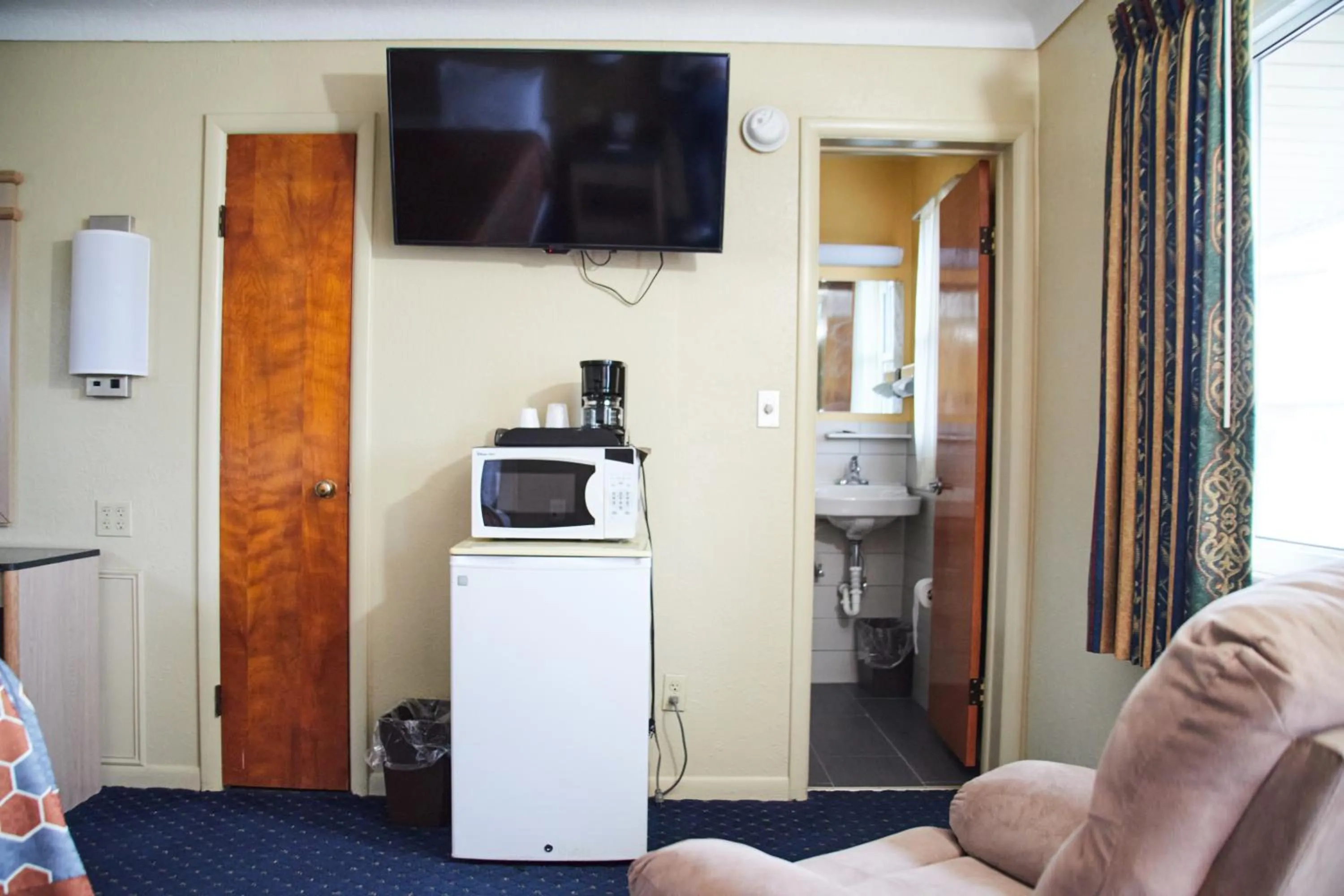 The Perrysburg Budget Inn