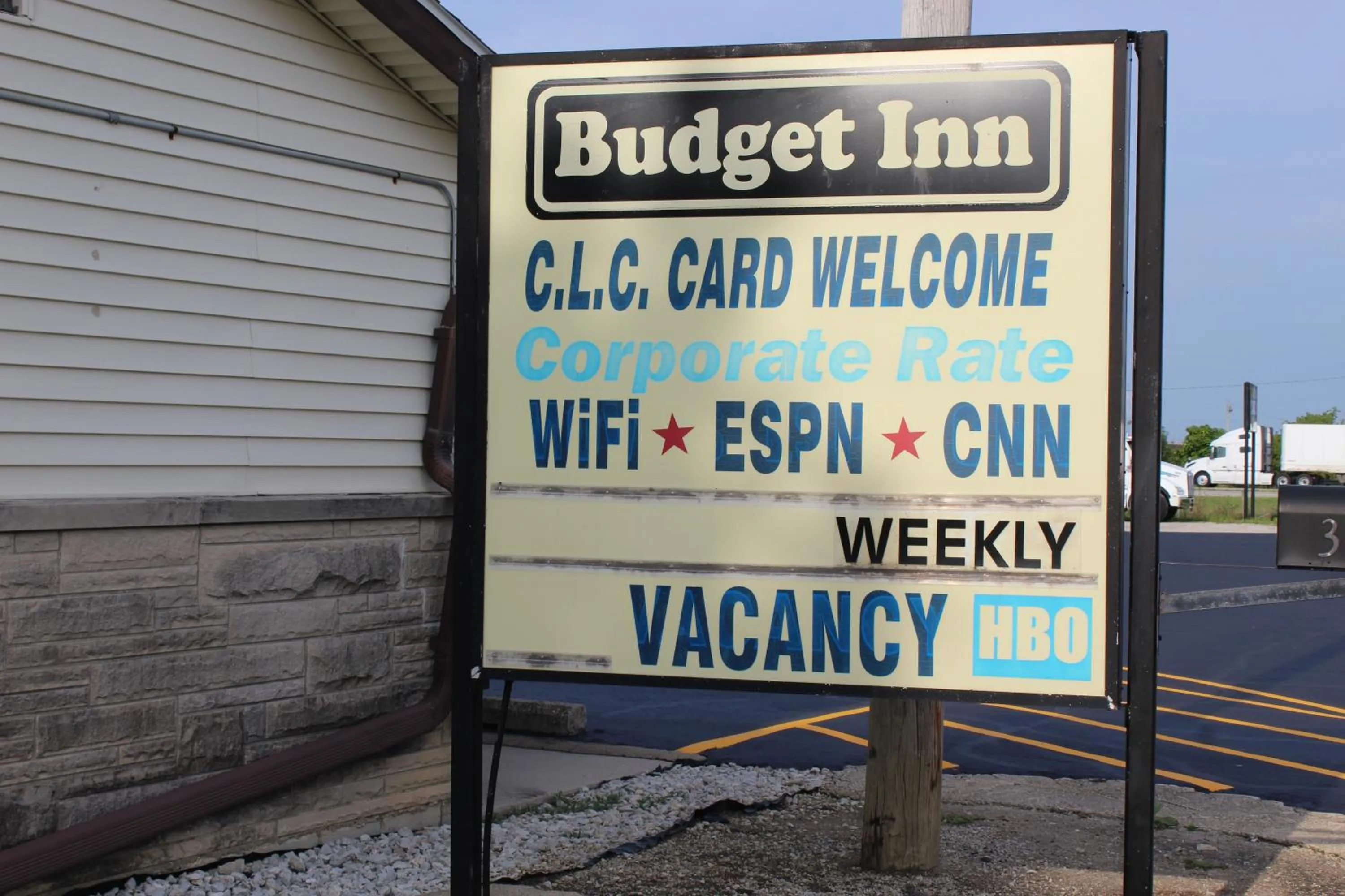Property logo or sign in The Perrysburg Budget Inn