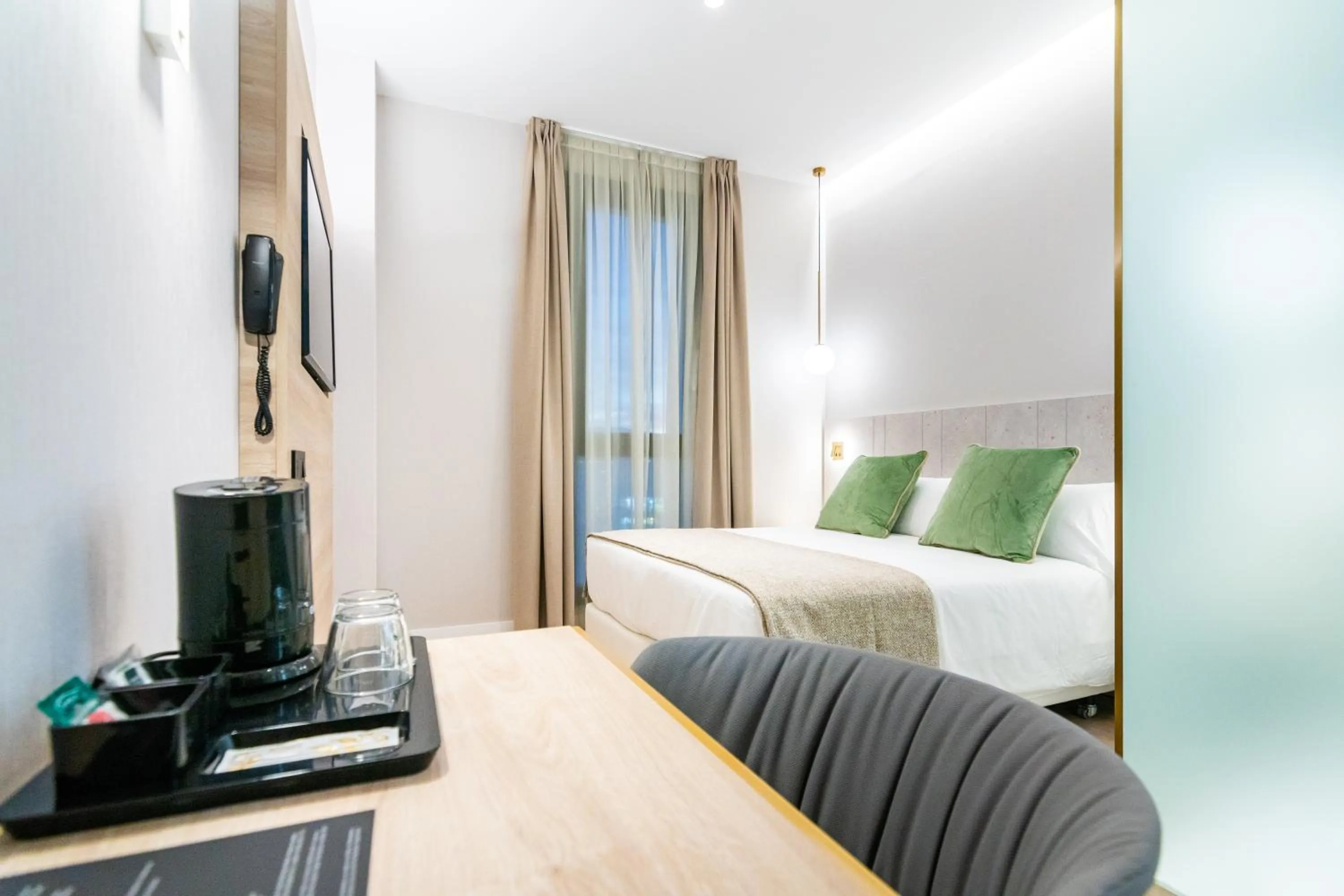 Photo of the whole room, Bed in Hotel Málaga Vibes