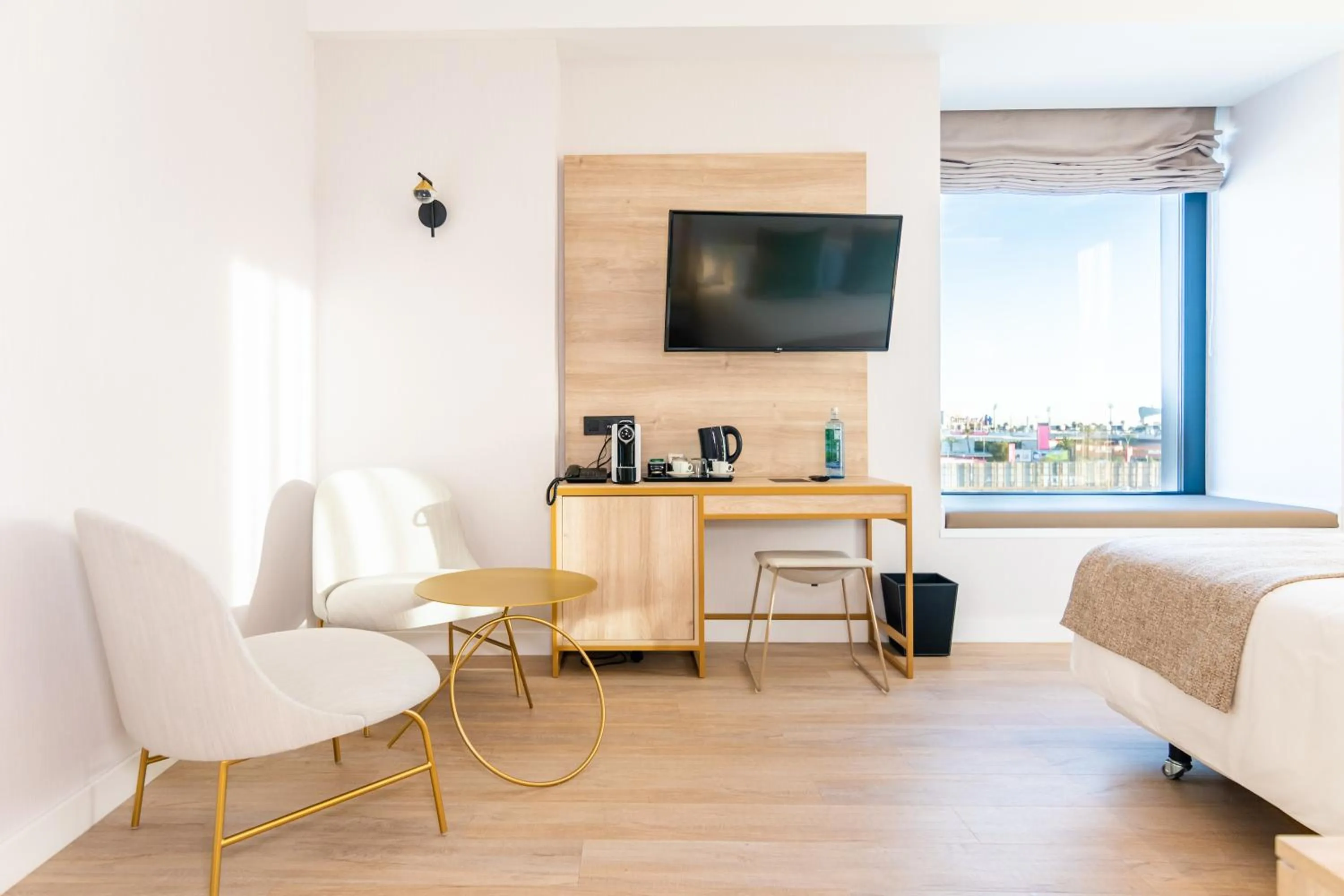 Photo of the whole room, Bed in Hotel Málaga Vibes