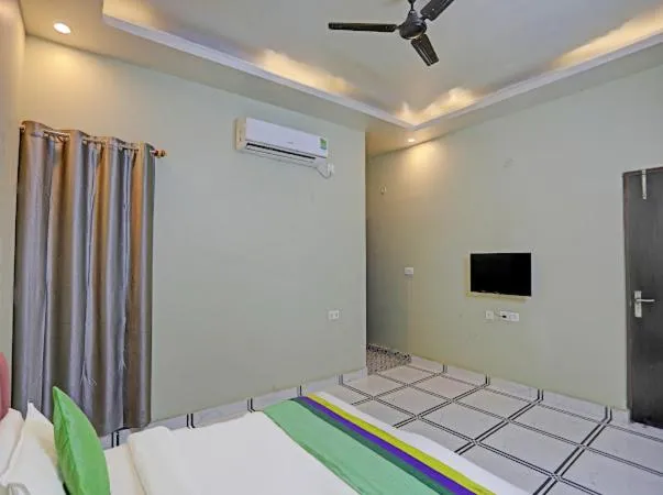 Bed in Expo View Residency