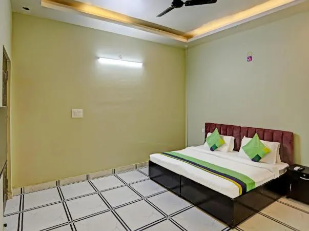 Bed in Expo View Residency