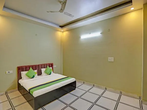 Bed in Expo View Residency