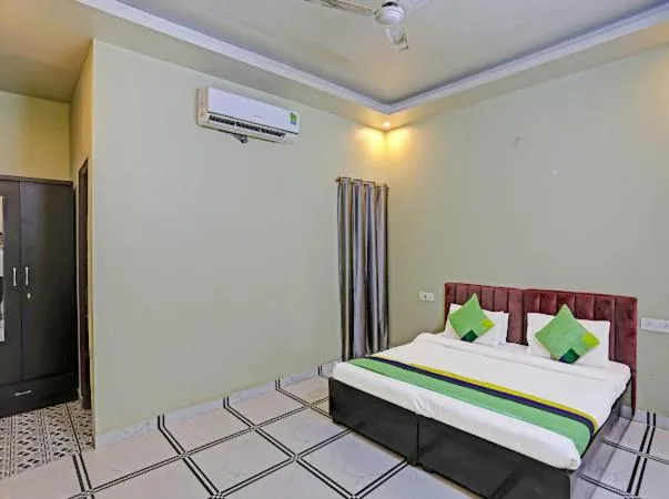 Bed in Expo View Residency