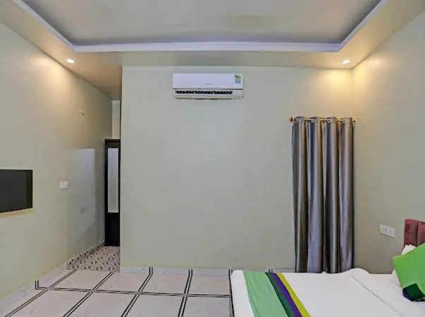 Bed in Expo View Residency