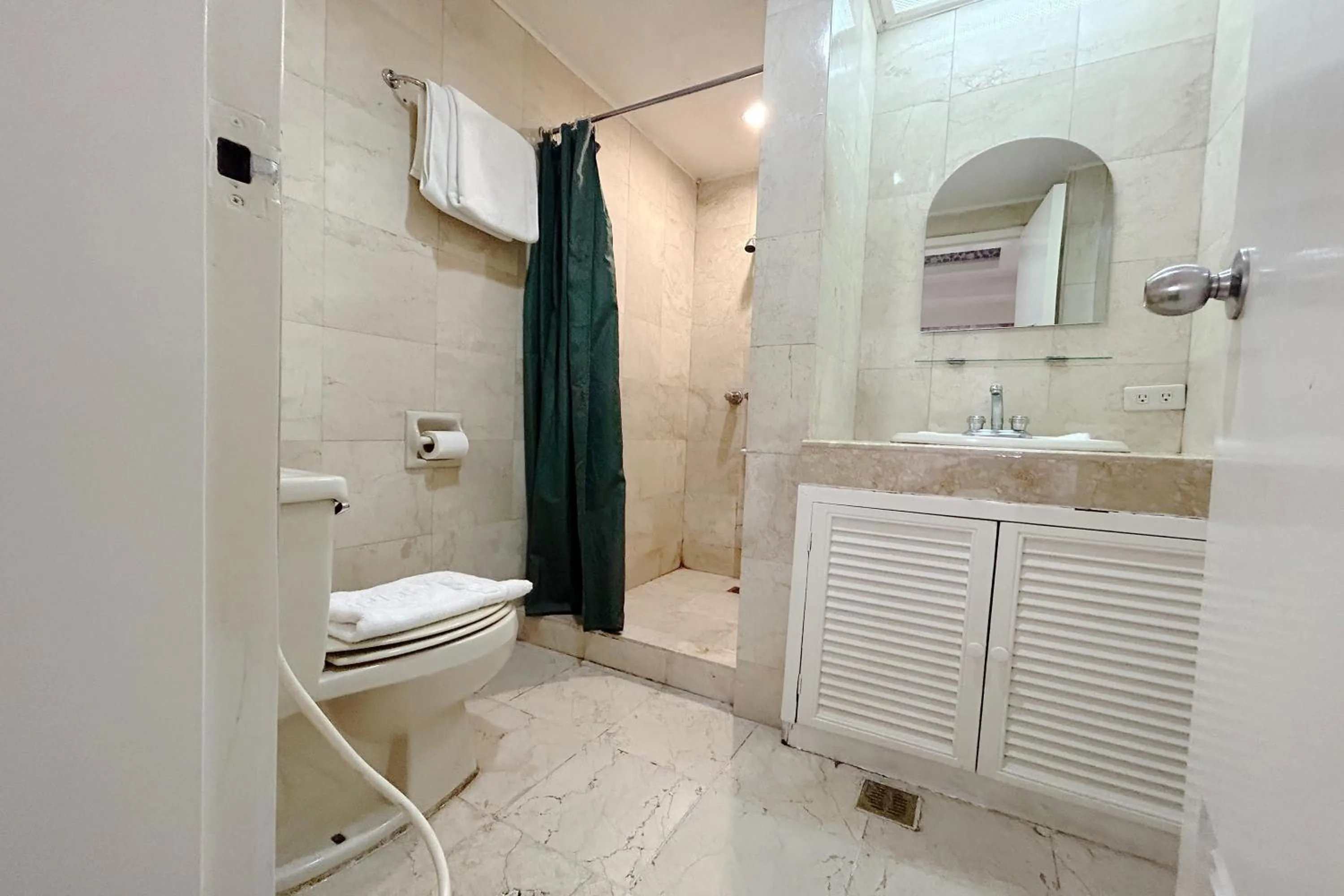 Bathroom in Sunette Tower Suites Makati City Center