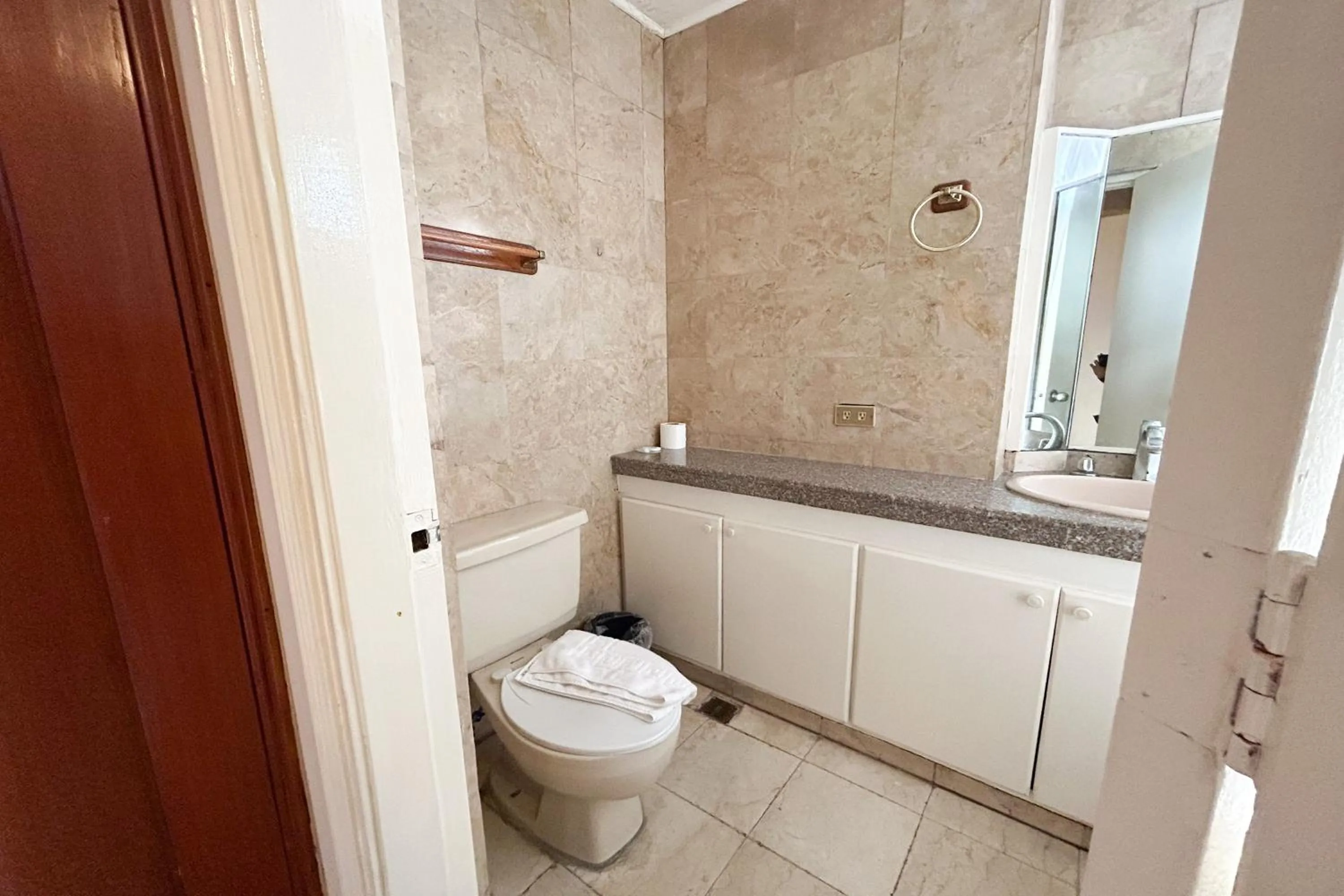 Bathroom in Sunette Tower Suites Makati City Center