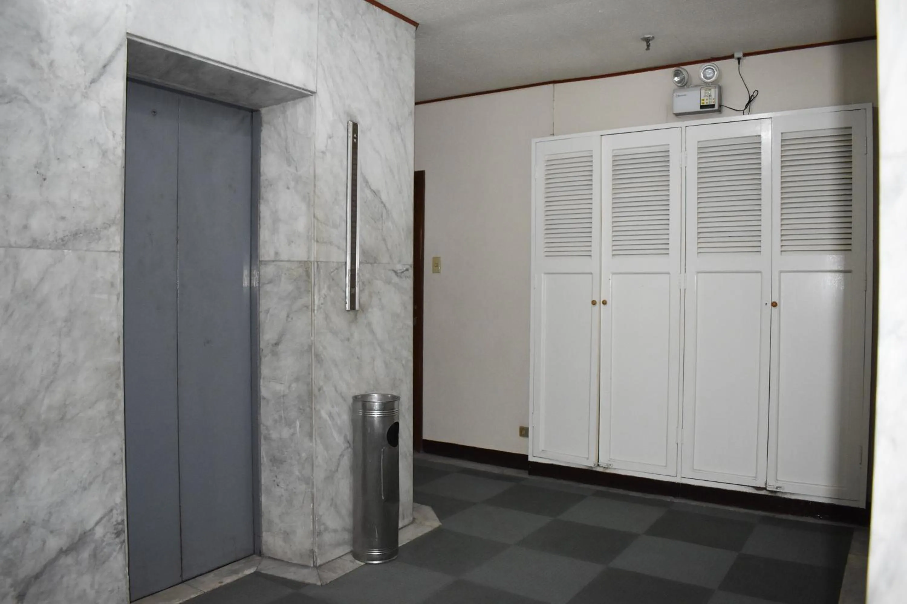 elevator in Sunette Tower Suites Makati City Center