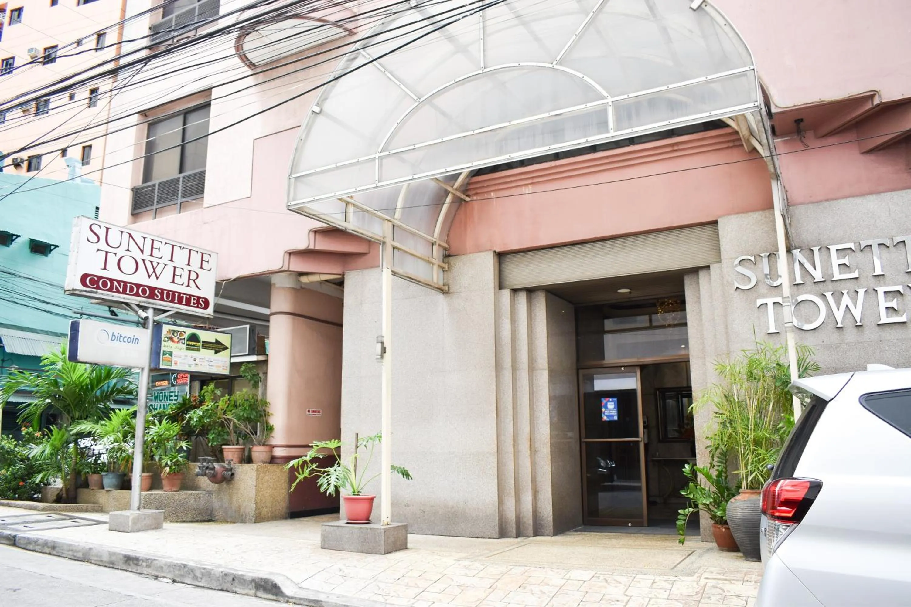 Property building in Sunette Tower Suites Makati City Center