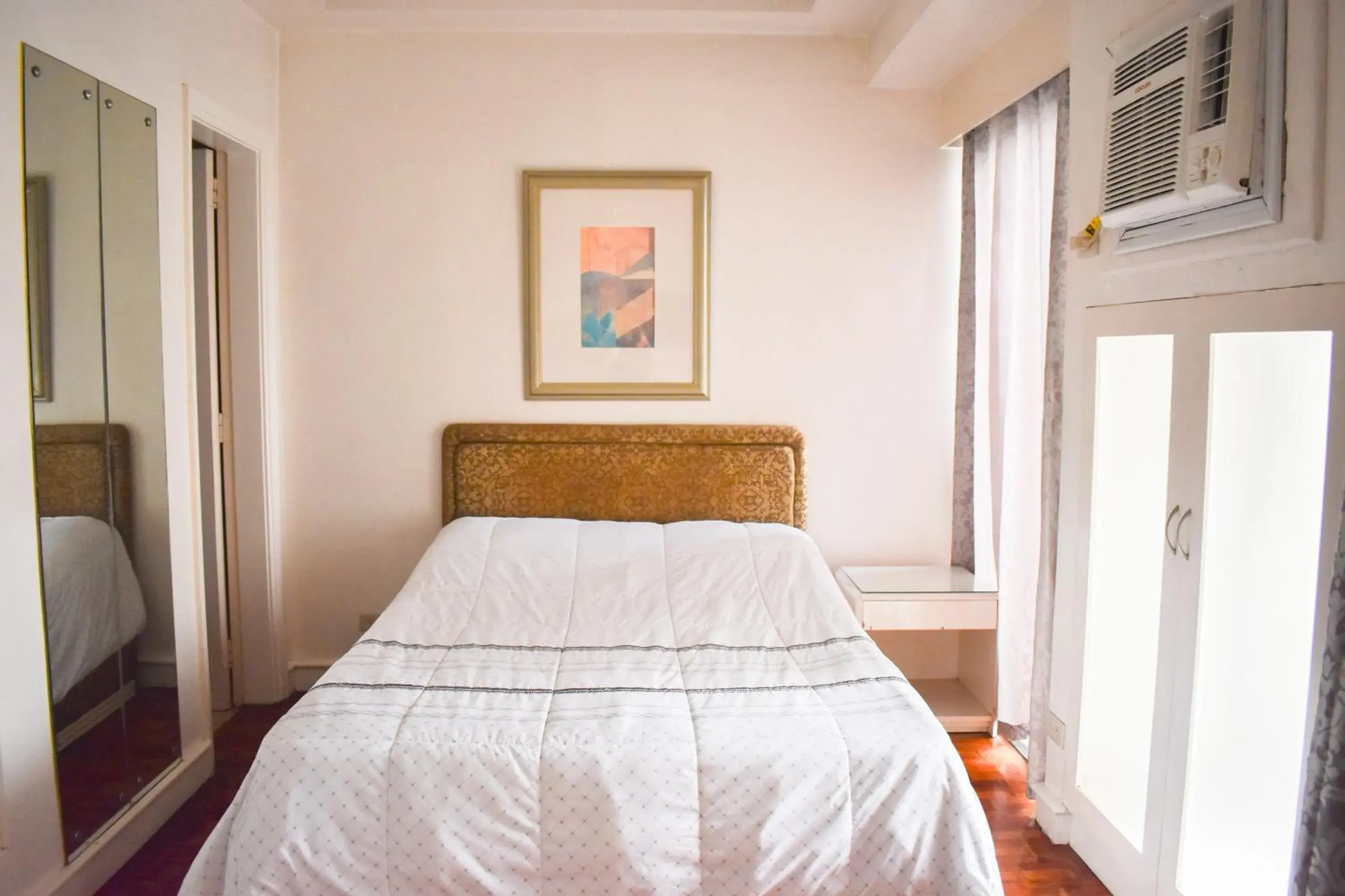 Bed in Sunette Tower Suites Makati Bed in Sunette Tower Suites Makati