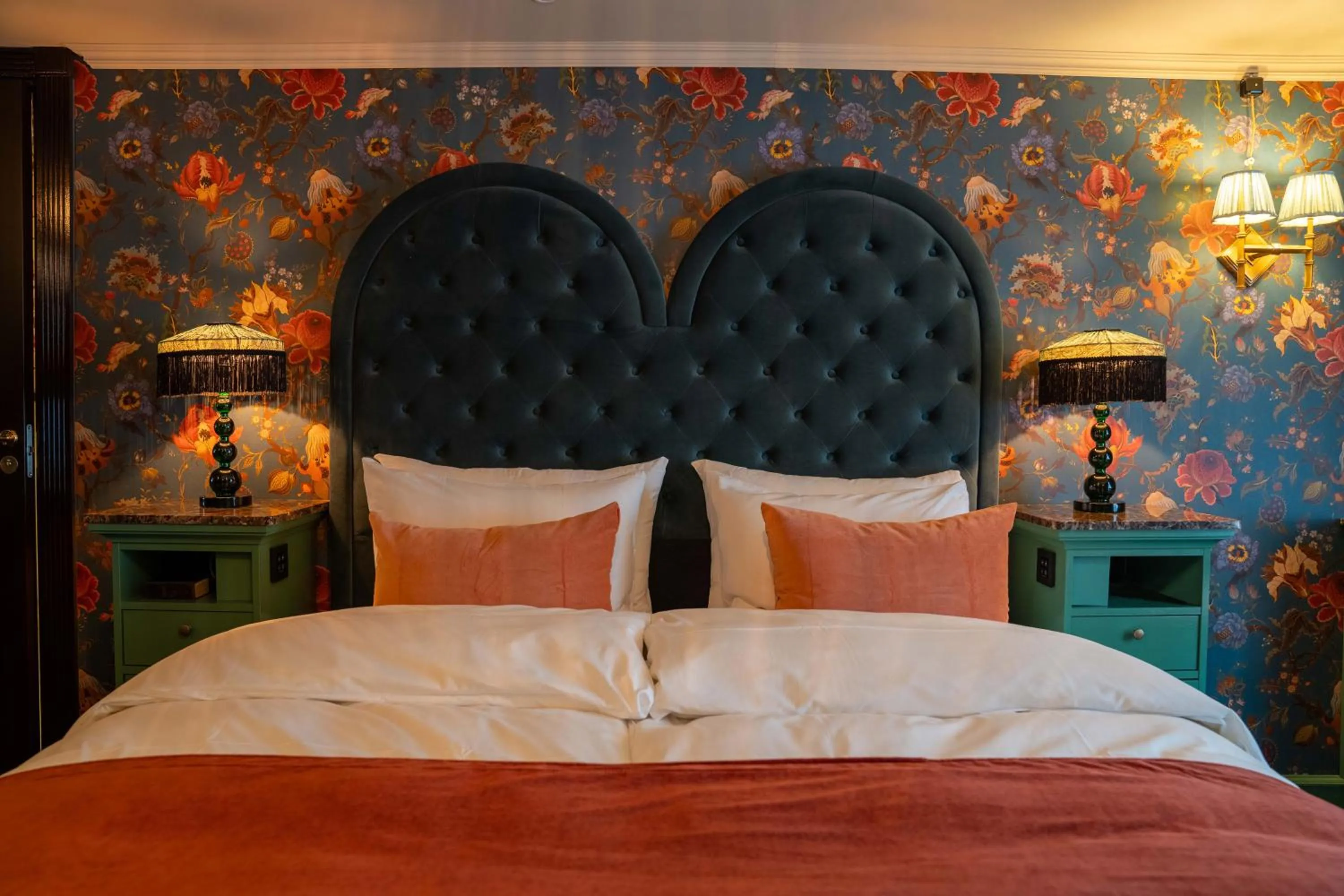 Bed in Charmante Skostredet Hôtel