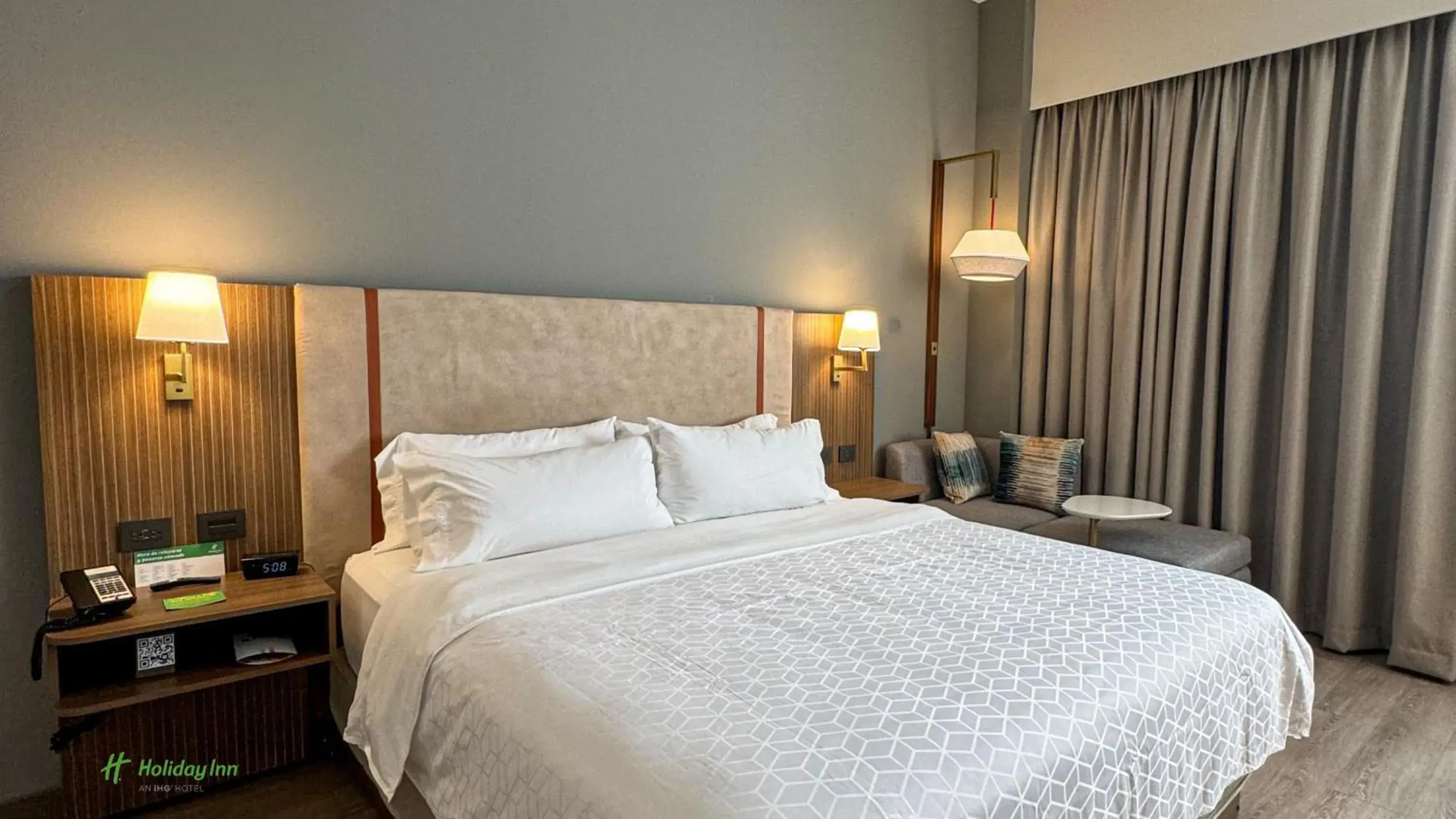 Bed in Holiday Inn Navojoa, an IHG Hotel Bed in Holiday Inn Navojoa, an IHG Hotel