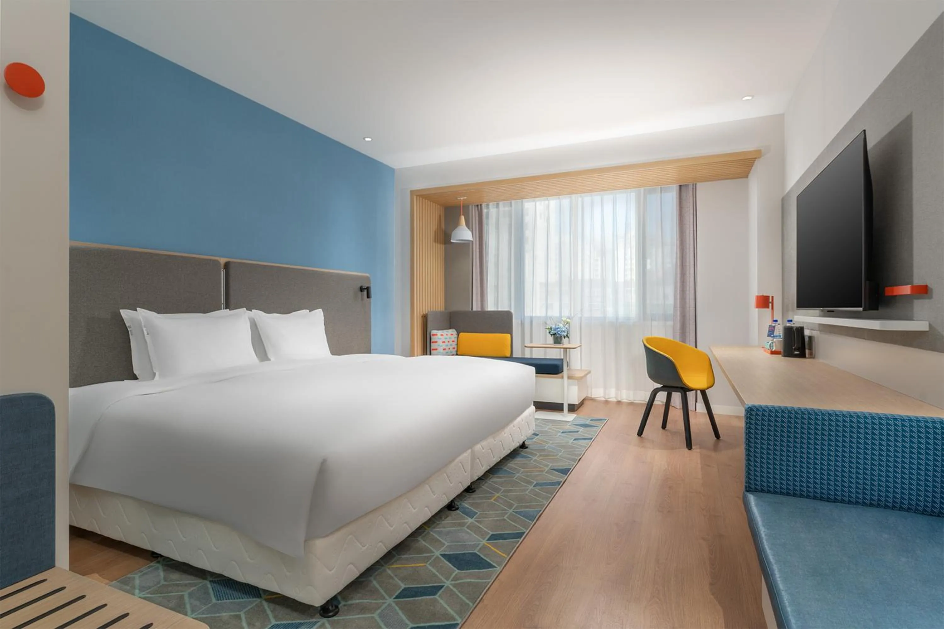 Bed in Holiday Inn Express Dandong City Center by IHG