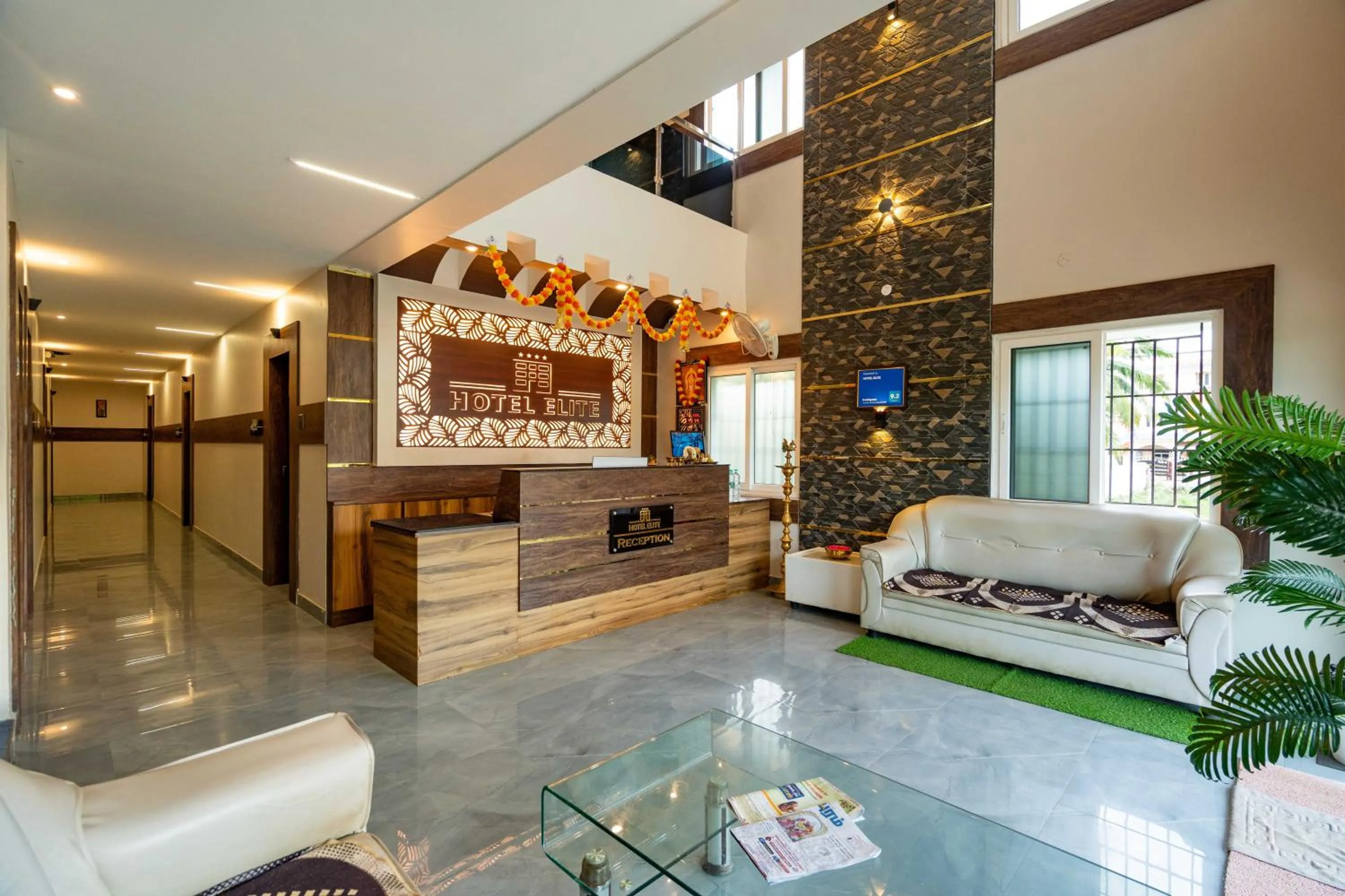 Lobby or reception in HOTEL ELITE