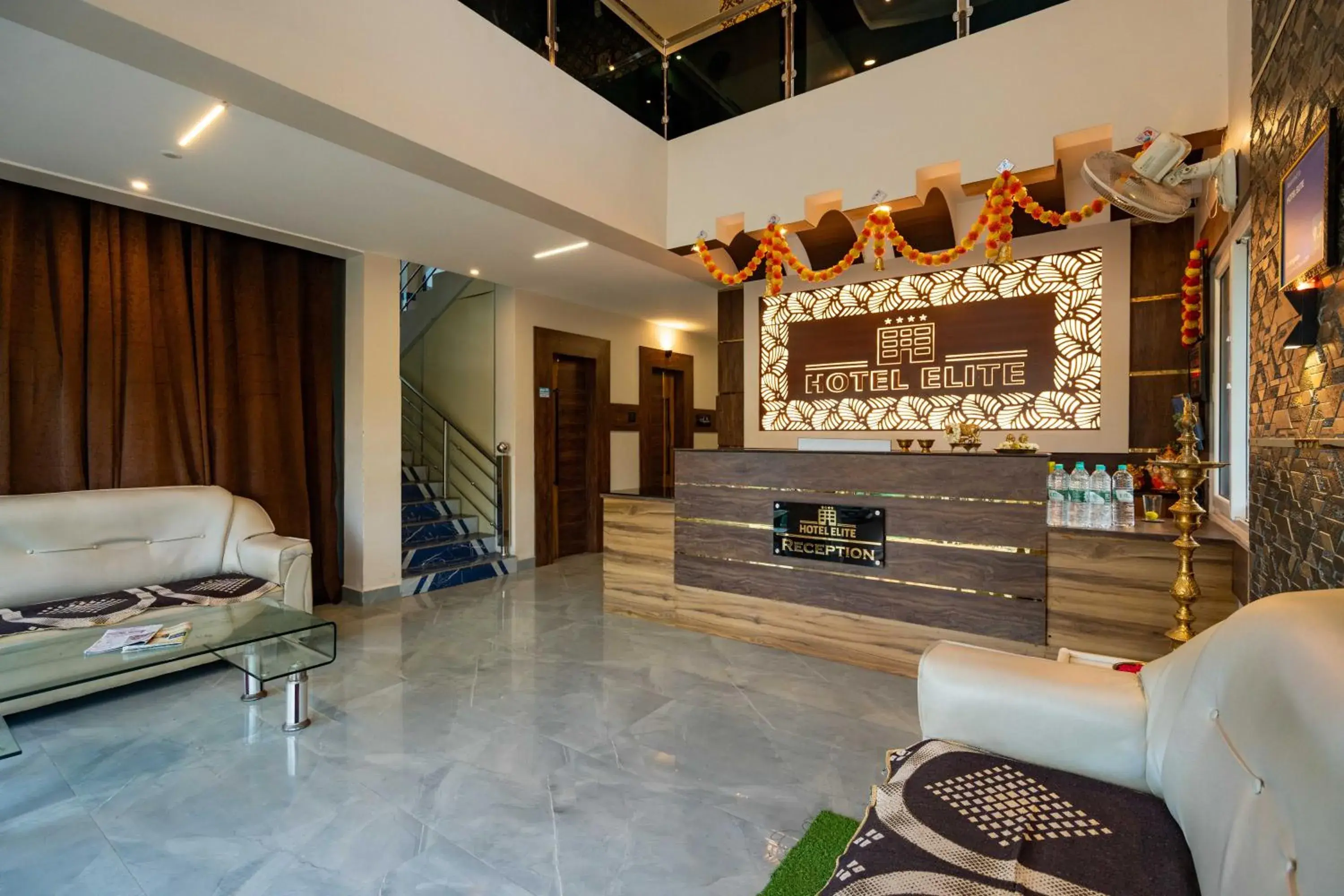 Lobby or reception in HOTEL ELITE Lobby or reception in HOTEL ELITE
