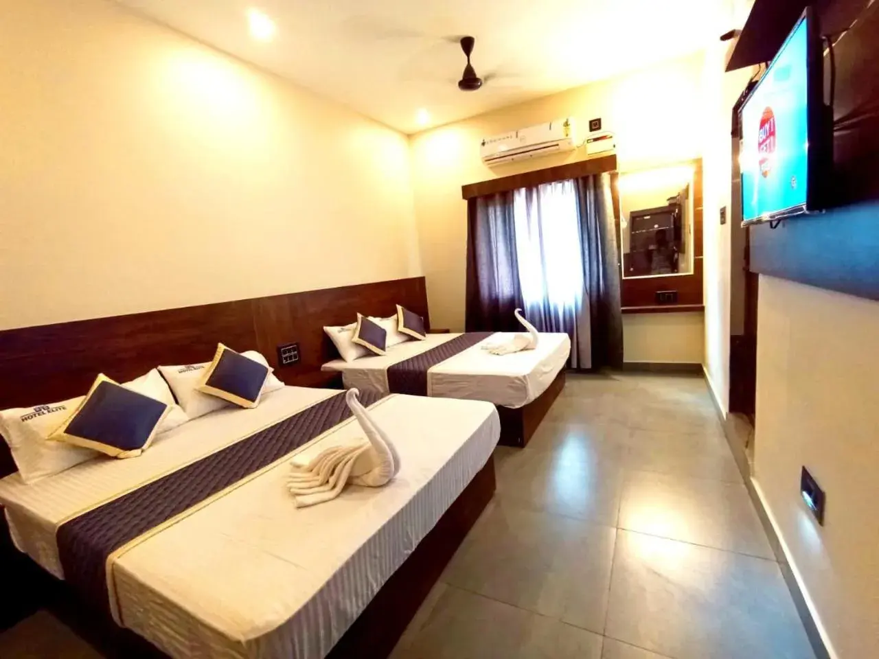 Bedroom, Bed in HOTEL ELITE Bedroom, Bed in HOTEL ELITE