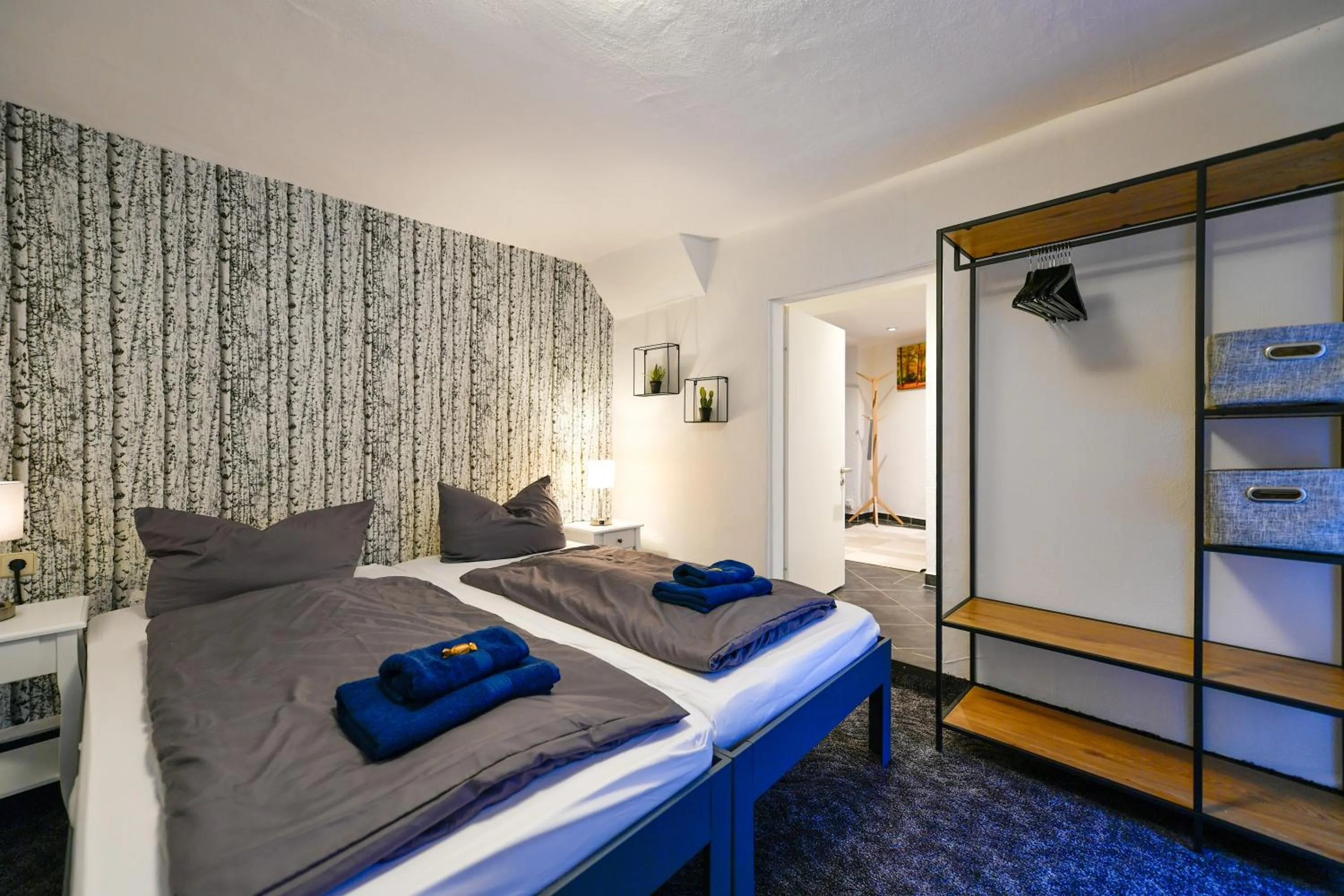 Bed in Großes Spree Apartment, 3 Schlafzimmer bis 10 Personen, 4x KfZ Parkplatz, Terrasse, Waschtrockner, Wlan, Netflix