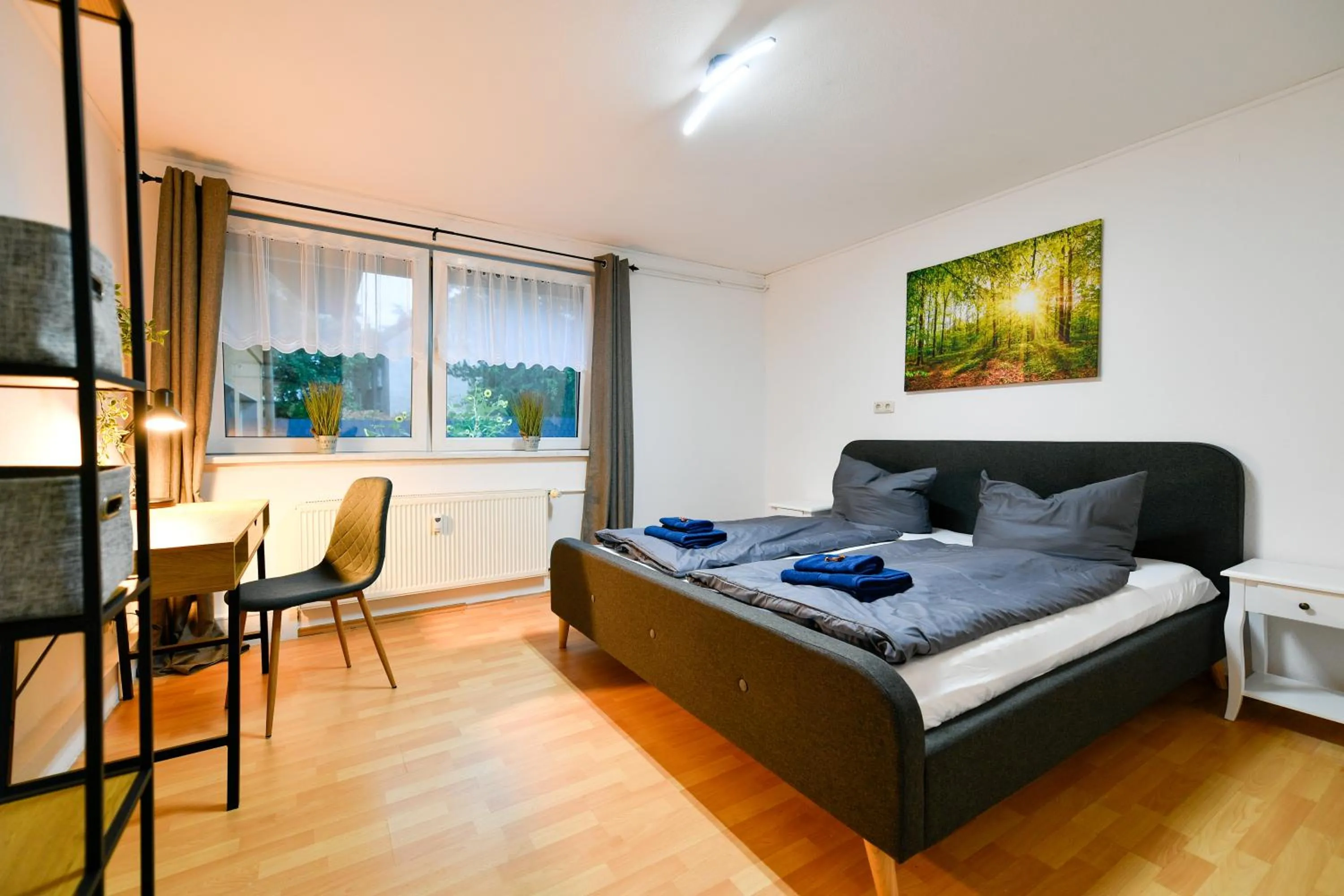 Bed in Großes Spree Apartment, 3 Schlafzimmer bis 10 Personen, 4x KfZ Parkplatz, Terrasse, Waschtrockner, Wlan, Netflix