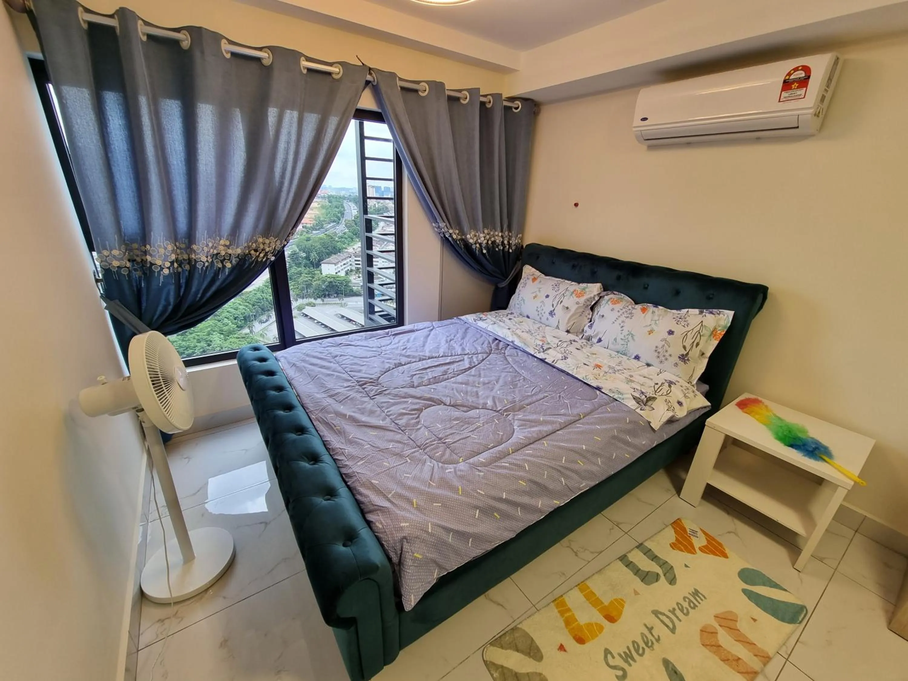 Bed in Arte Cheras by Minsu