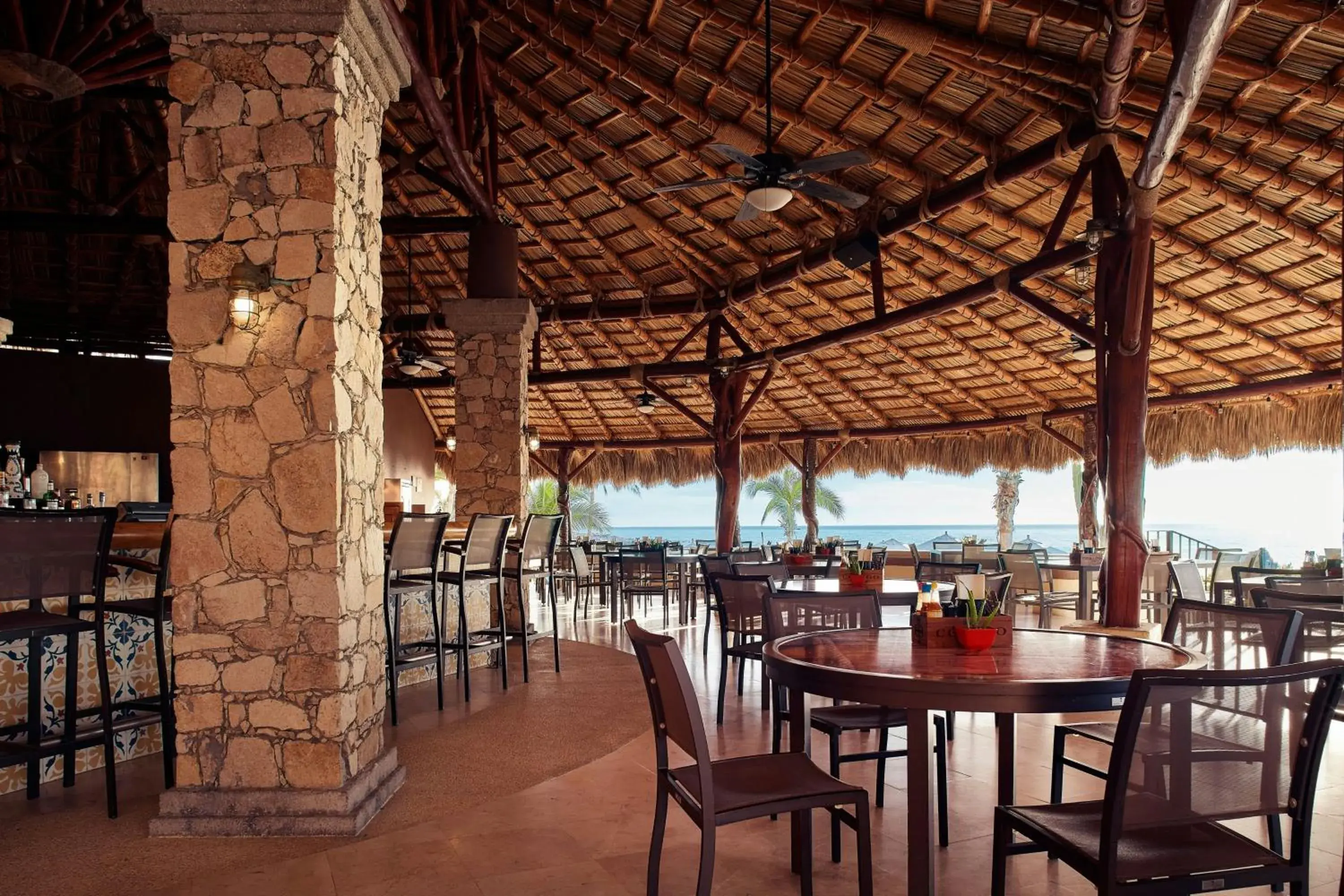 Lounge or bar in Hacienda del Mar Los Cabos, an Autograph Collection All-Inclusive Resort Lounge or bar in Hacienda del Mar Los Cabos, an Autograph Collection All-Inclusive Resort