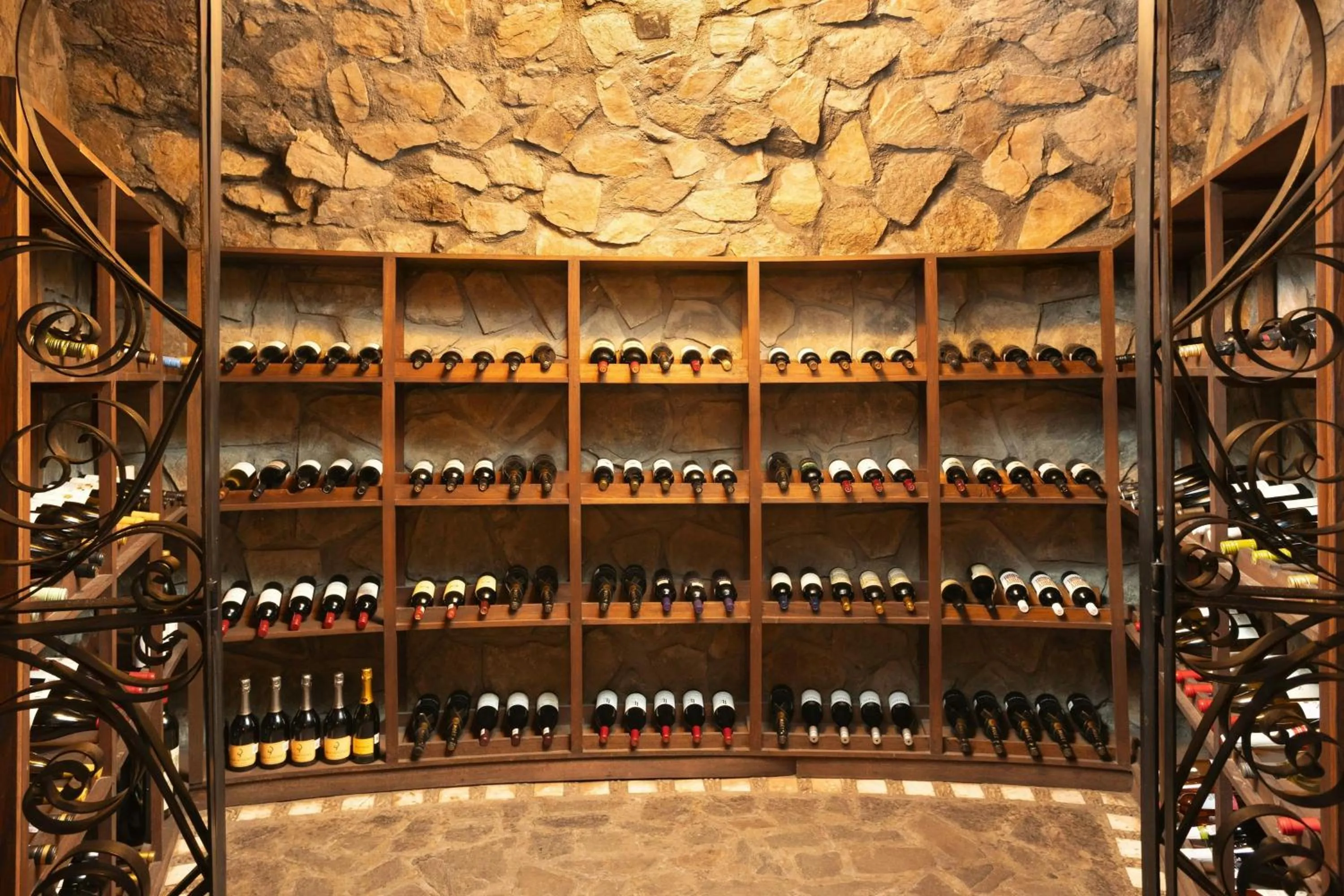 Restaurant/places to eat in Hacienda del Mar Los Cabos, an Autograph Collection All-Inclusive Resort