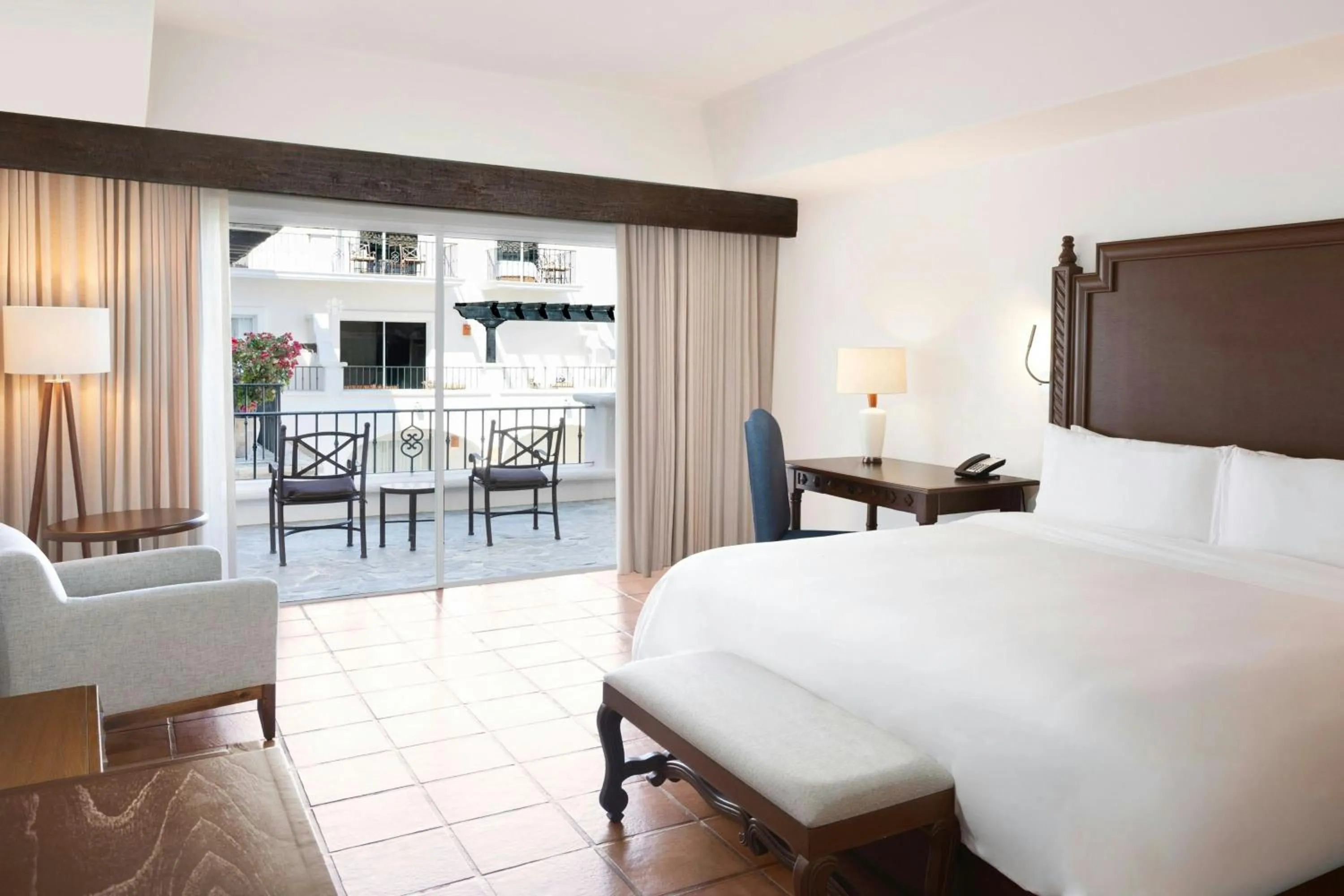 Photo of the whole room, Bed in Hacienda del Mar Los Cabos, an Autograph Collection All-Inclusive Resort