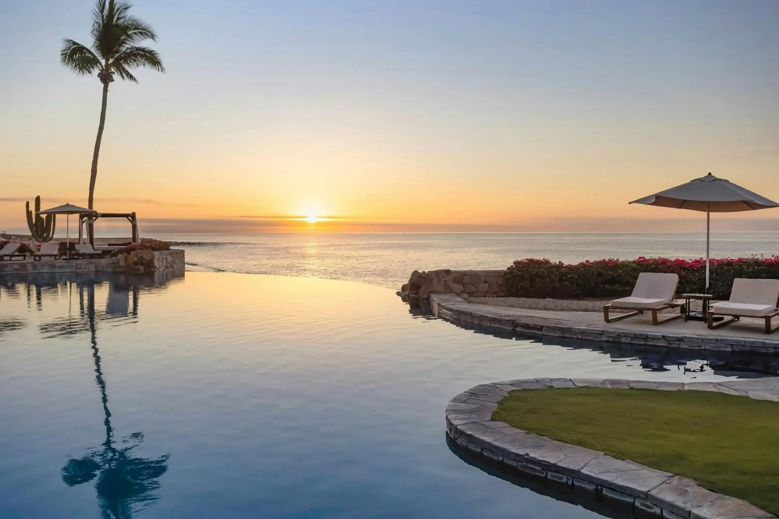 Swimming pool in Hacienda del Mar Los Cabos, an Autograph Collection All-Inclusive Resort Swimming pool in Hacienda del Mar Los Cabos, an Autograph Collection All-Inclusive Resort
