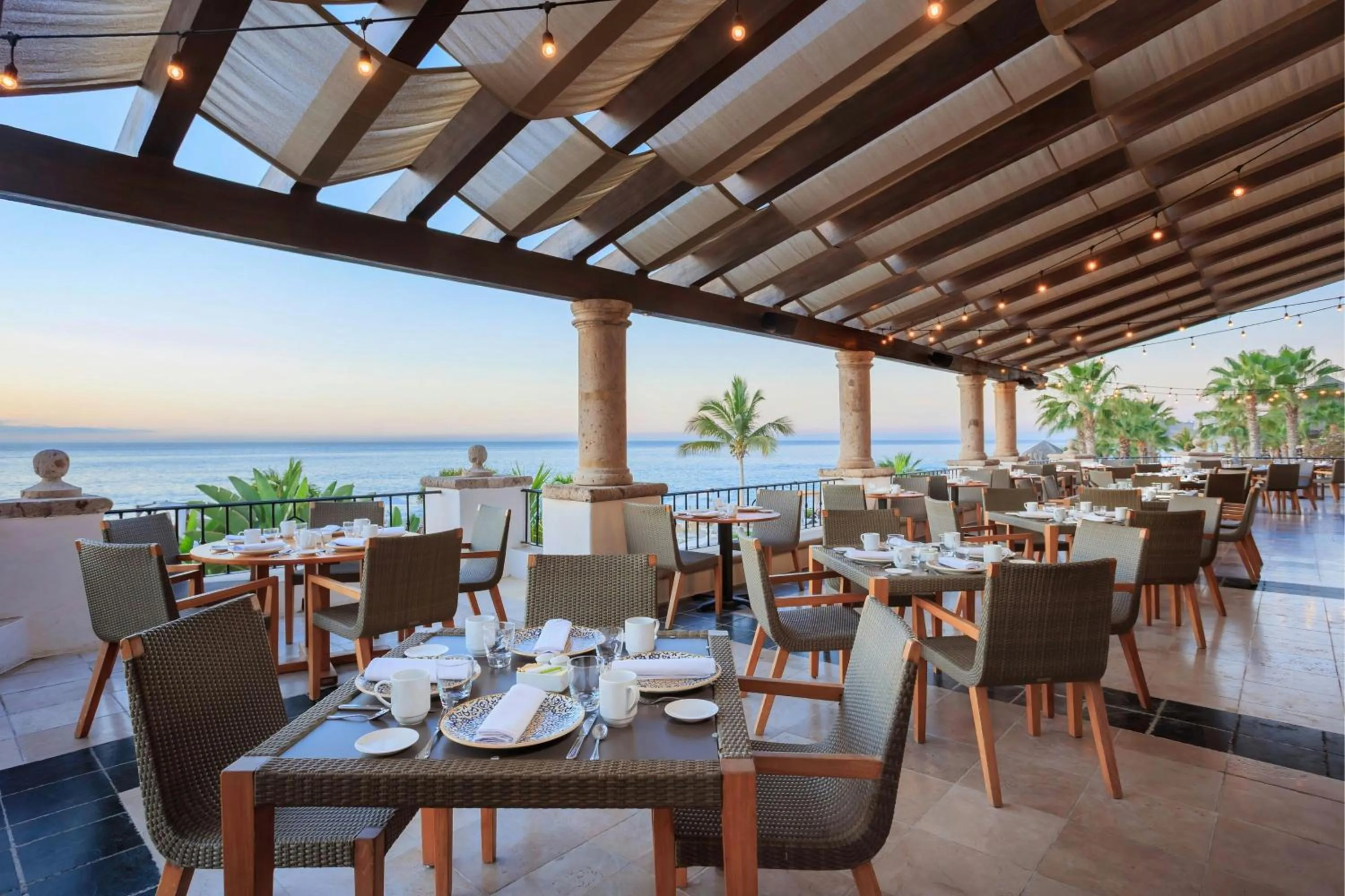 Restaurant/places to eat in Hacienda del Mar Los Cabos, an Autograph Collection All-Inclusive Resort