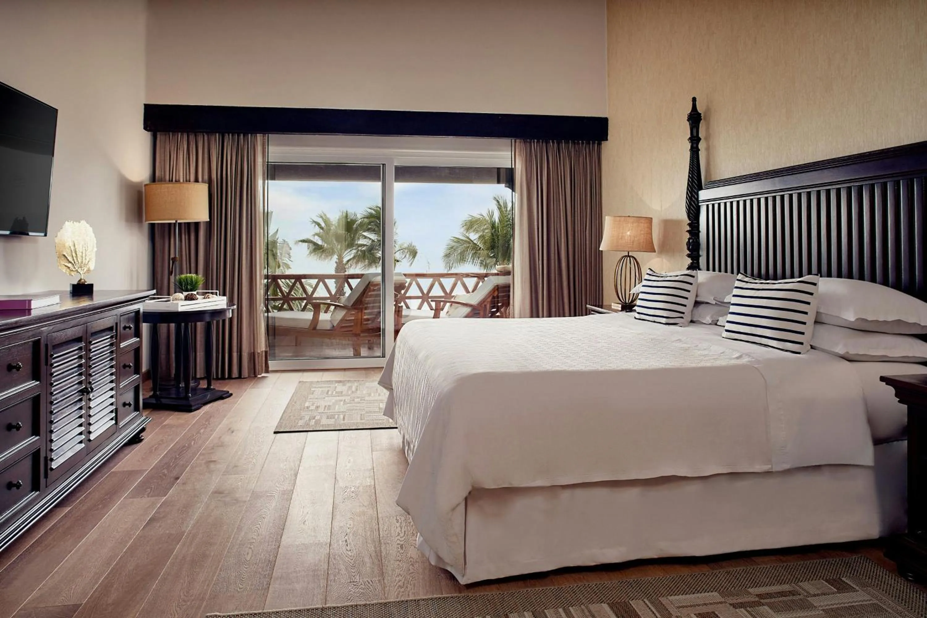 Photo of the whole room, Bed in Hacienda del Mar Los Cabos, an Autograph Collection All-Inclusive Resort