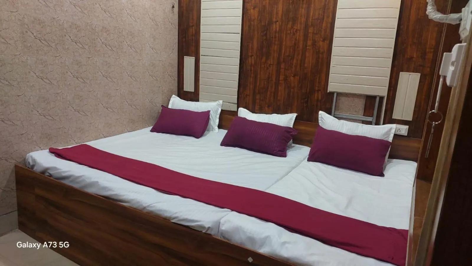 Bed in Annu Bhai Sewa Sadan