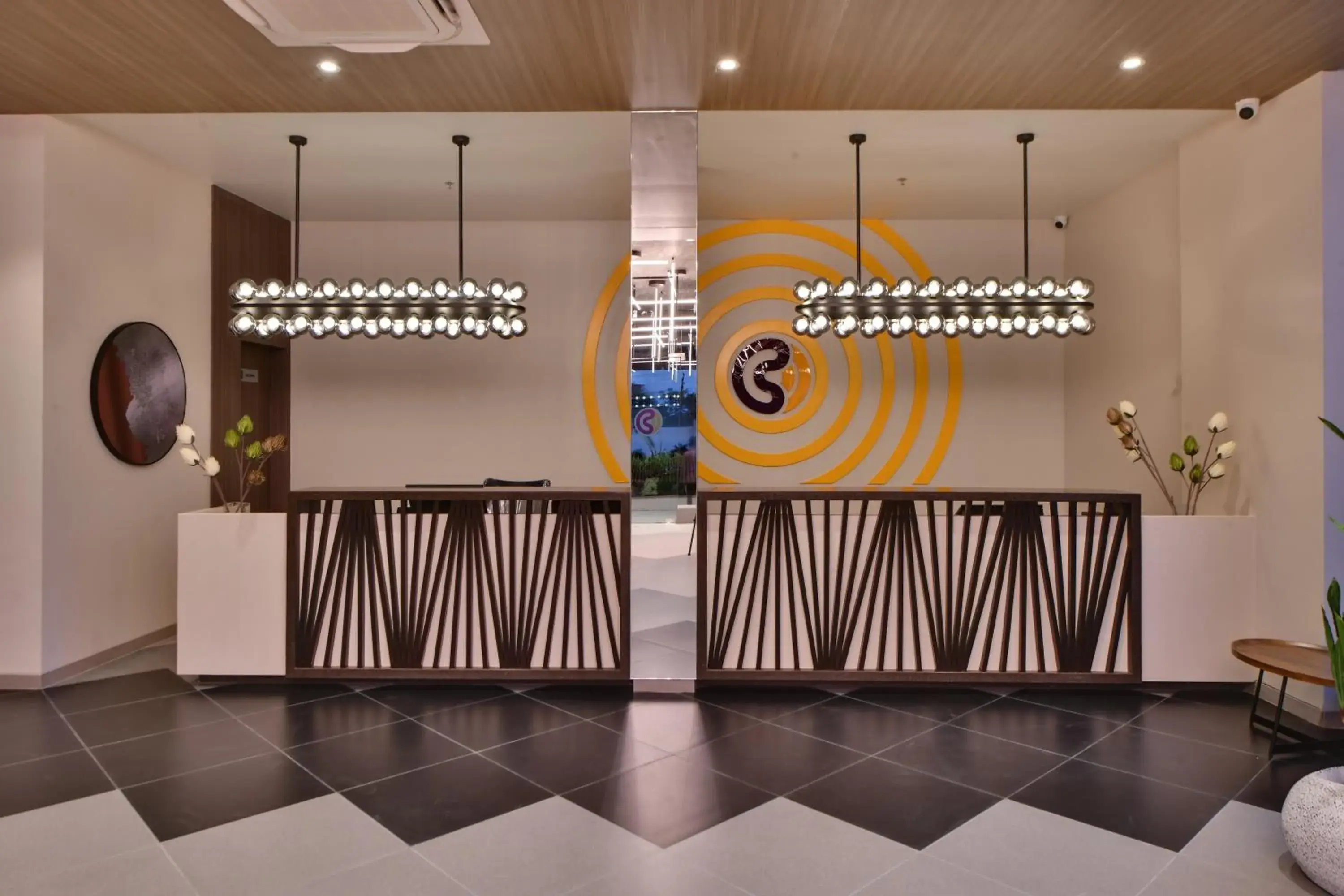 Lobby or reception in Click Hotel Pithampur Lobby or reception in Click Hotel Pithampur