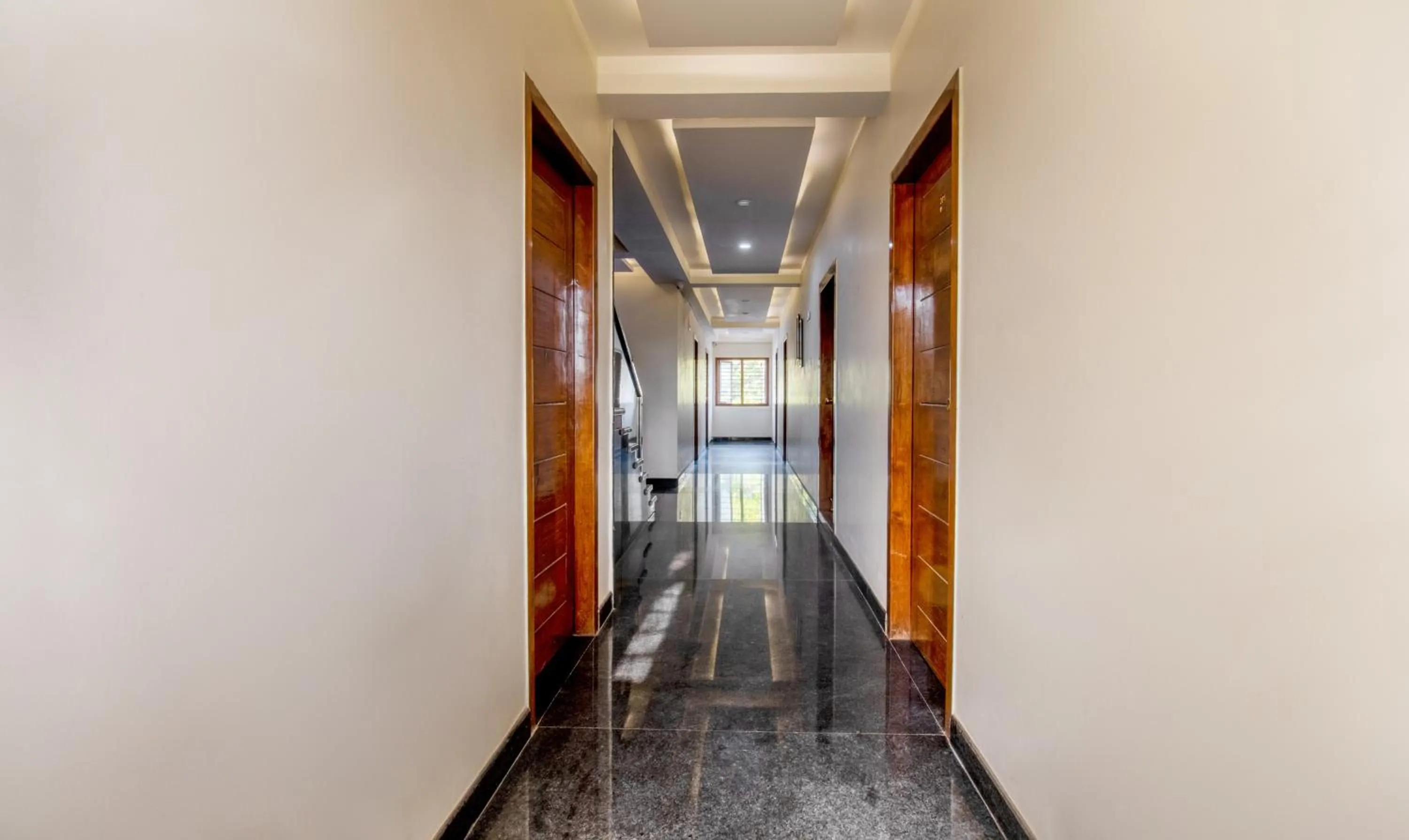Lobby or reception in Treebo RR Residency, Sanjay Nagar